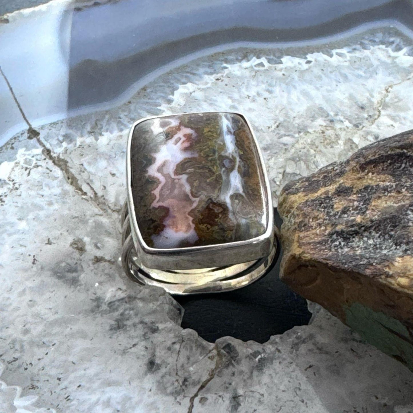 Sterling Silver Southwestern Style Rectangle Moroccan Seam Agate Ring Size 9.75 For Women