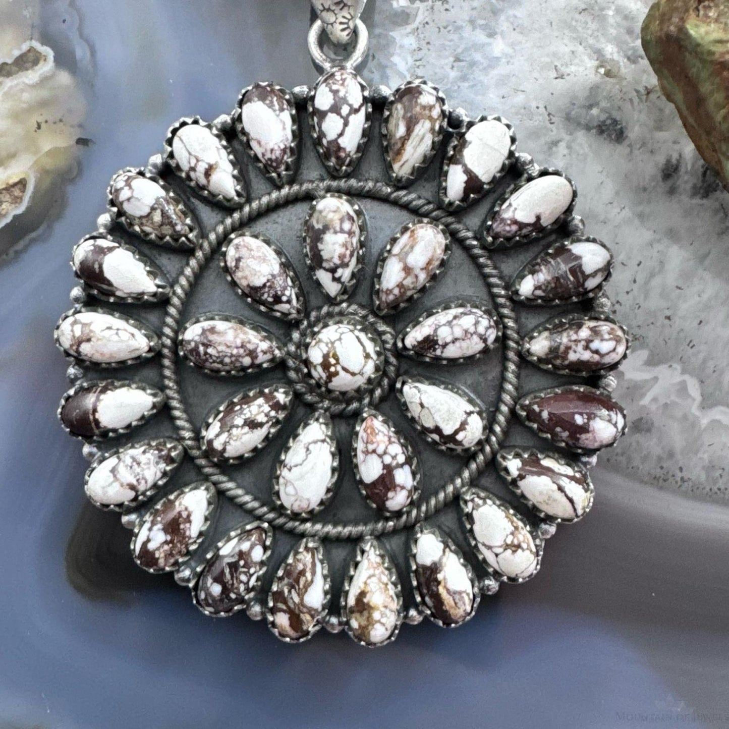 Sterling Silver Southwestern Style Teardrop Wild Horse Cluster Pendant For Women