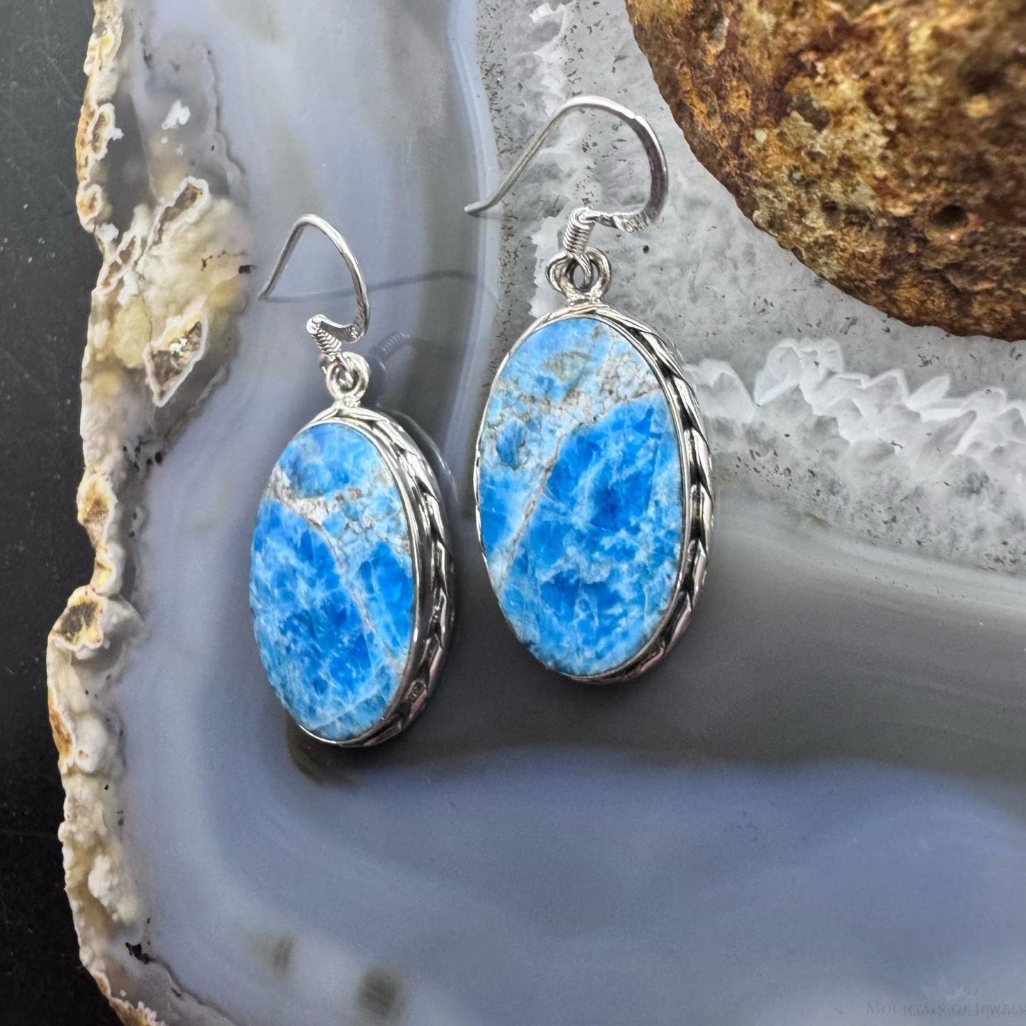 Sterling Silver Southwestern Style Oval Apatite Dangle Earrings For Women