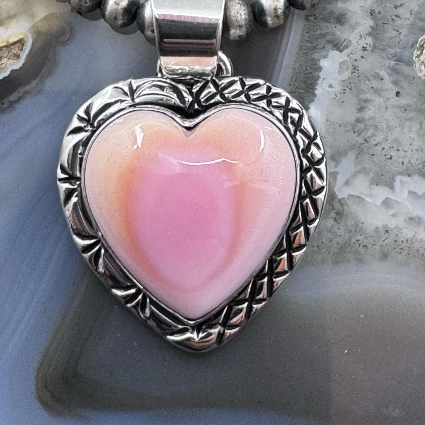 Native American Sterling Silver Pink Conch Heart Decorated Pendant For Women