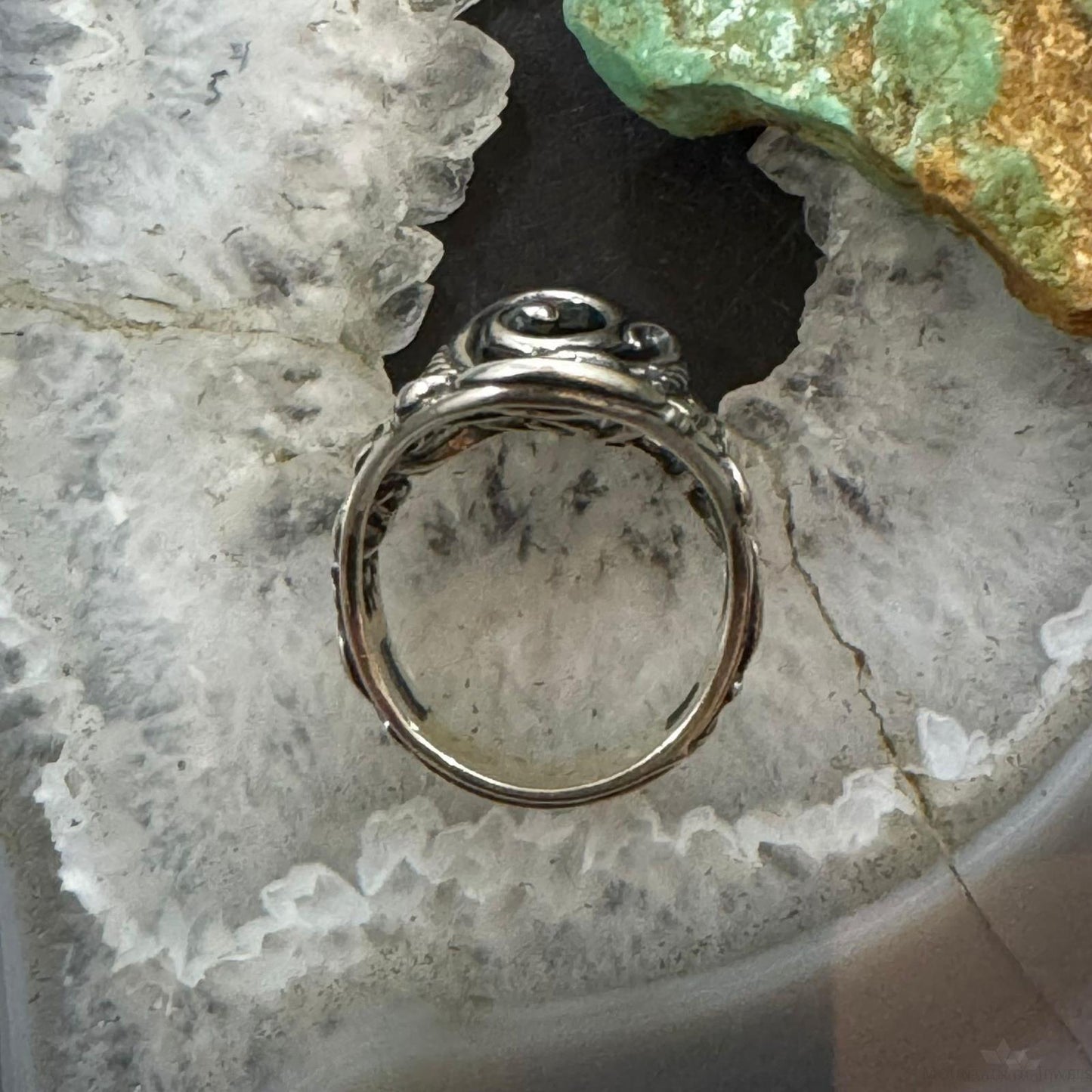 Carolyn Pollack Sterling Silver Elongated Oval Swirly Decorated Ring For Women