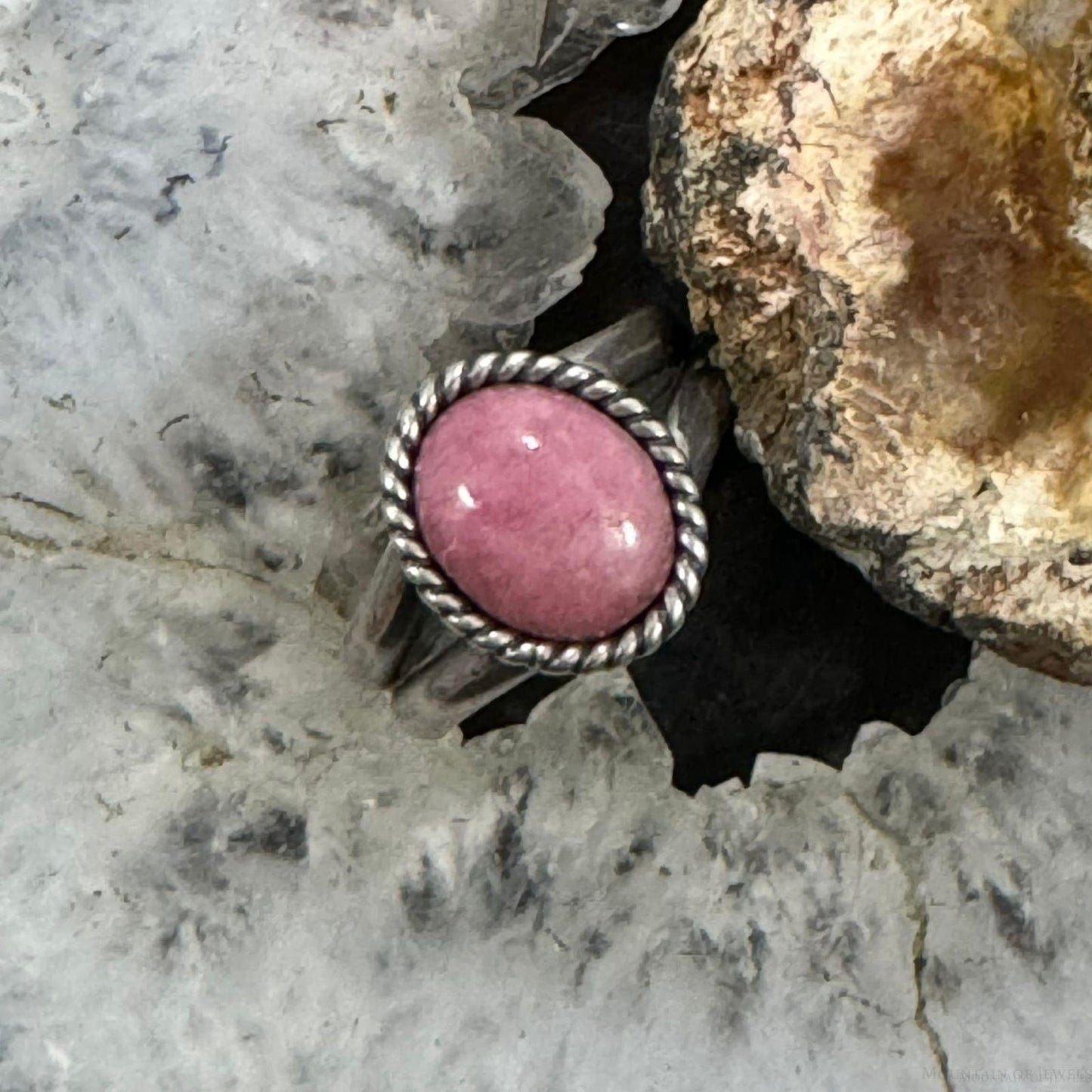 Carolyn Pollack Southwestern Style Sterling Silver Oval Rhodonite Ring Size 6 For Women