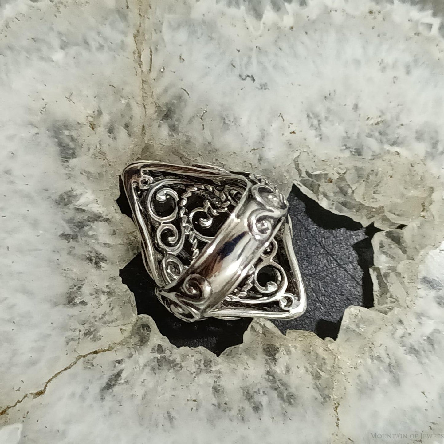 Carolyn Pollack Sterling Silver Elongated Oval Faceted Smoky Quartz Ring Size 5.25 For Women