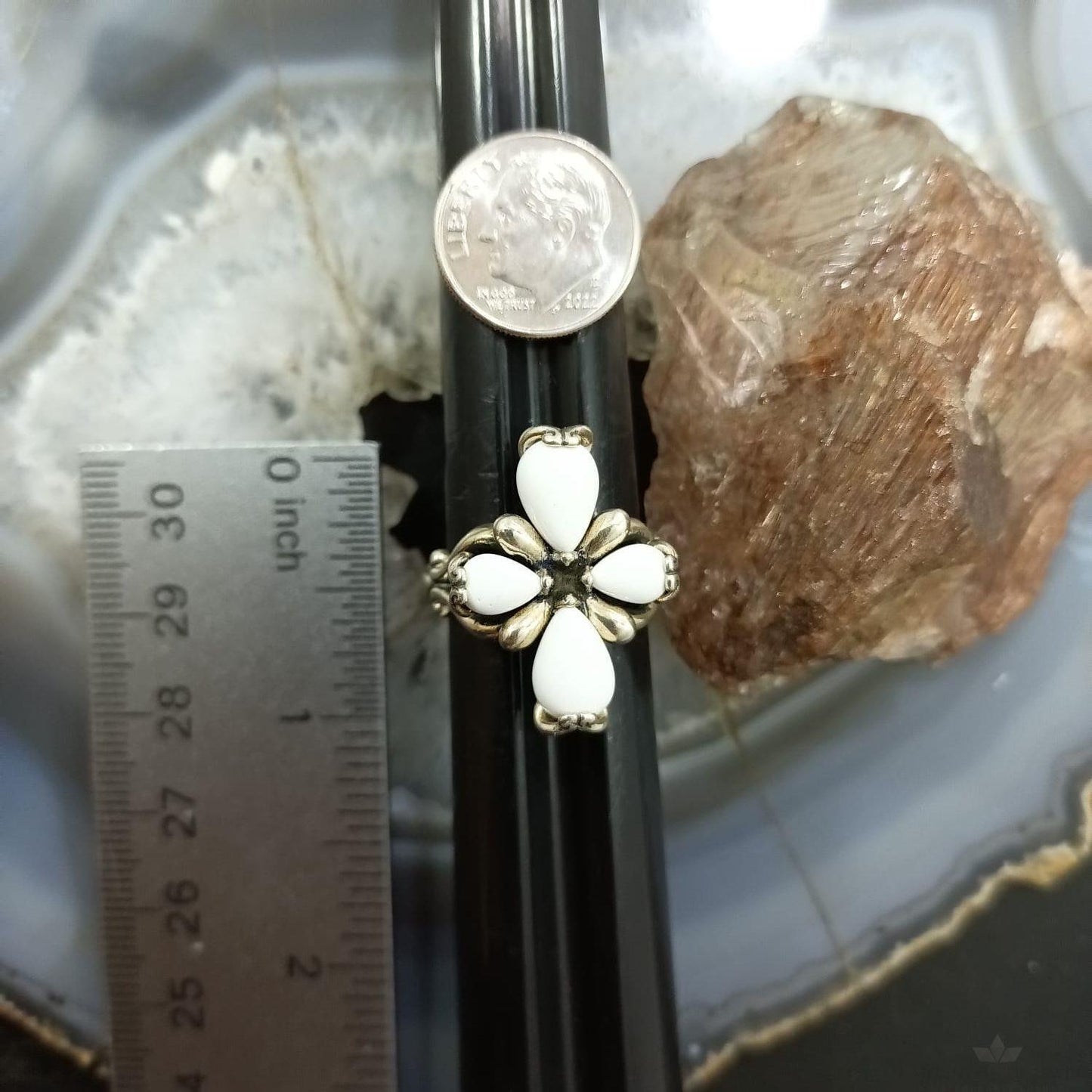 Carolyn Pollack Sterling Silver 4 Pear White Jasper Flower Ring Size 8.25 For Women