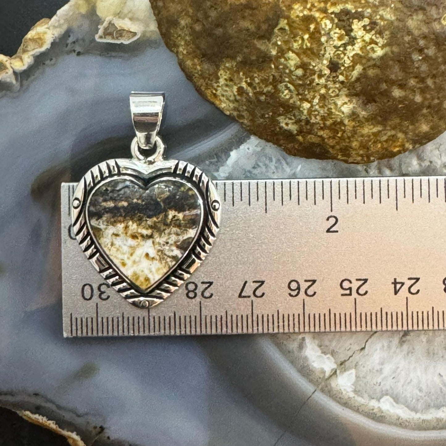 Native American Sterling Silver Wild Horse Heart Pendant For Women #4