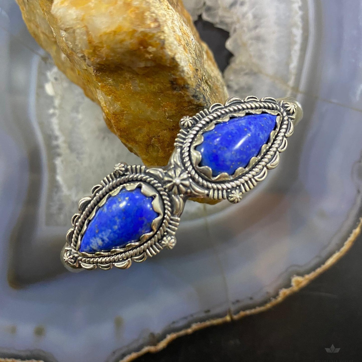 Carolyn Pollack Southwestern Style Sterling Silver 2 Teardrop Lapis Decorated Bracelet For Women