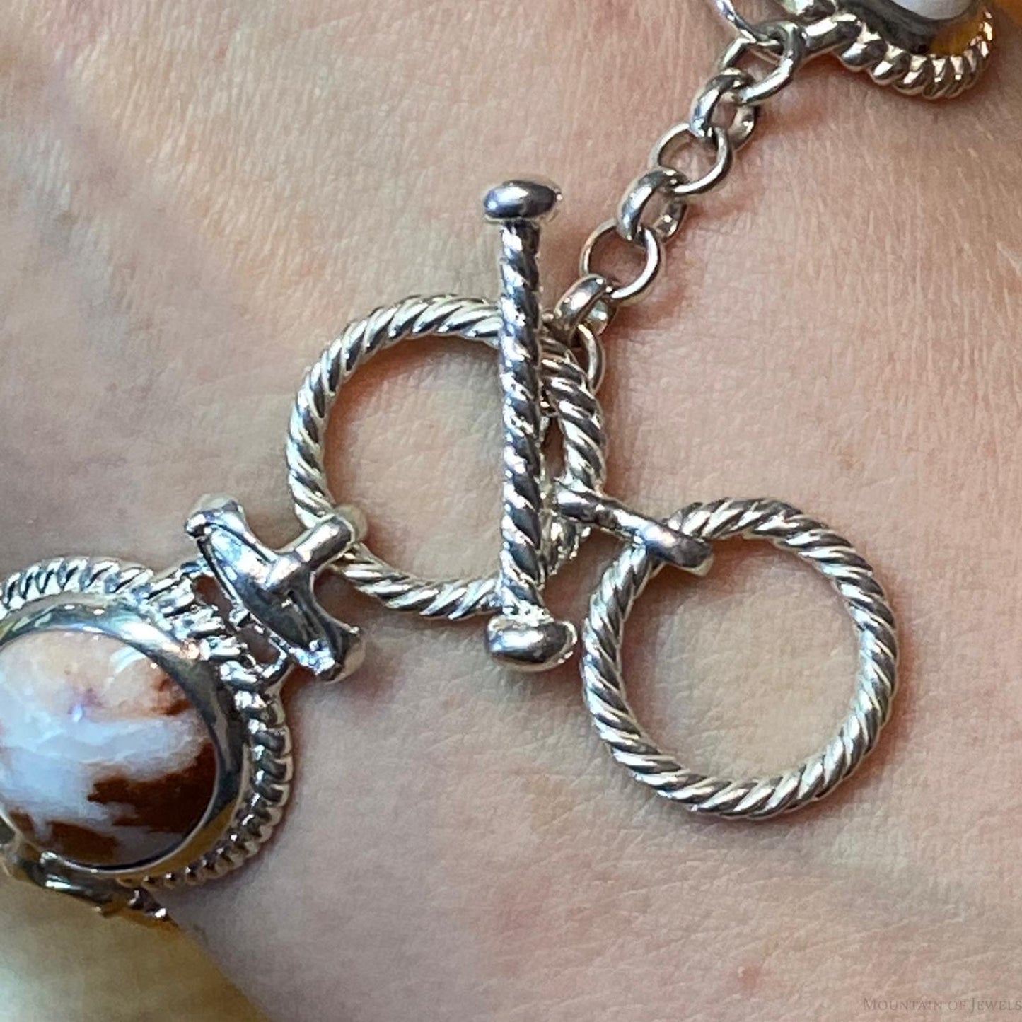 Carolyn Pollack Sterling Silver Wild Horse & White Agate Link Bracelet For Women