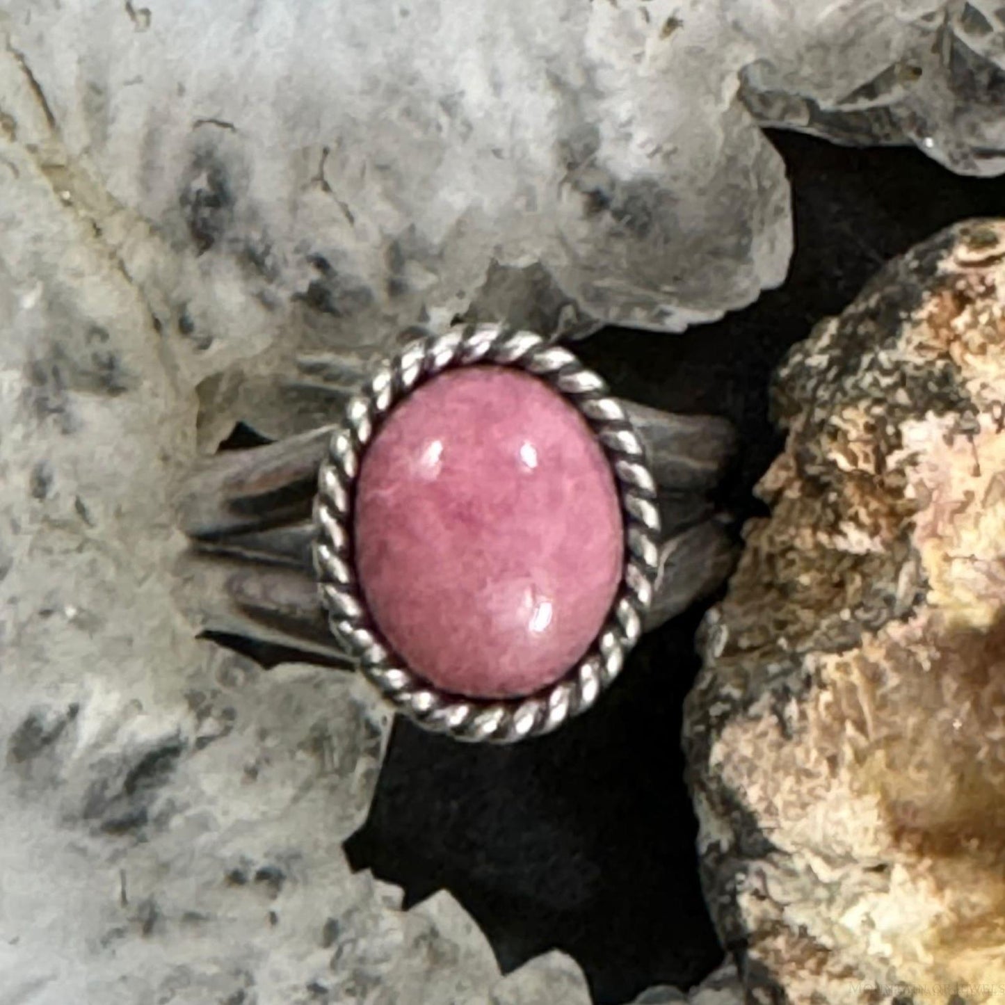 Carolyn Pollack Southwestern Style Sterling Silver Oval Rhodonite Ring Size 6 For Women