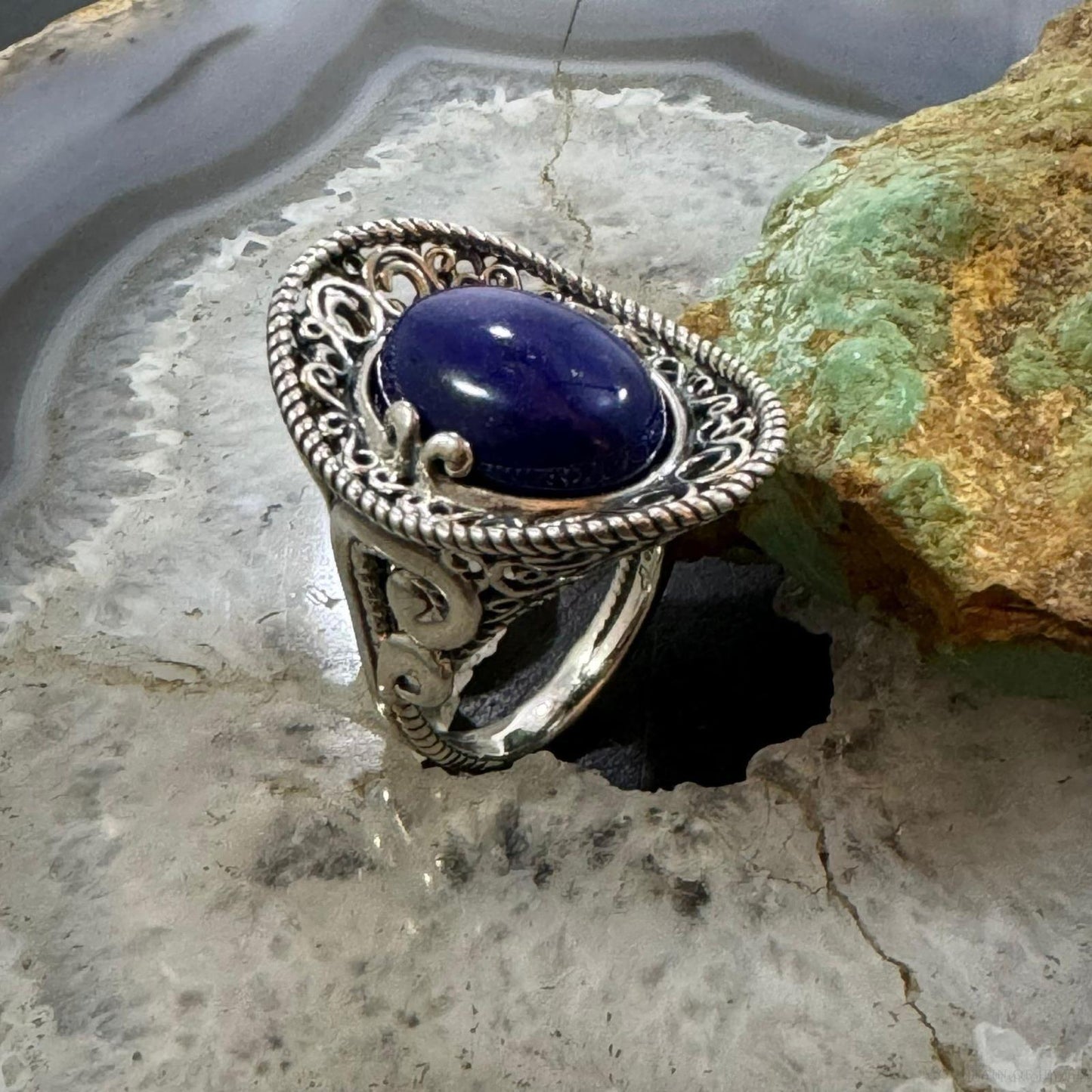 Carolyn Pollack Sterling Silver Oval Lapis Sombrero Style Decorated Size 8 Ring For Women