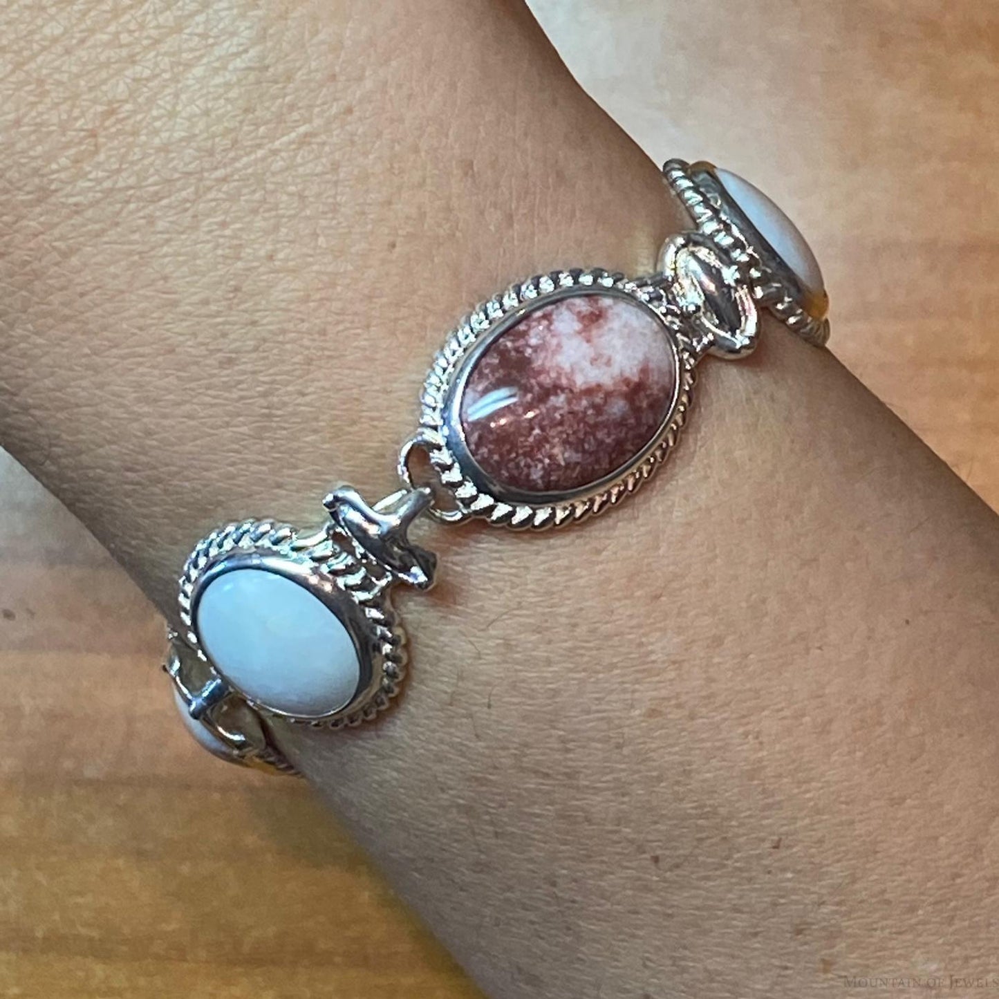 Carolyn Pollack Sterling Silver Wild Horse & White Agate Link Bracelet For Women
