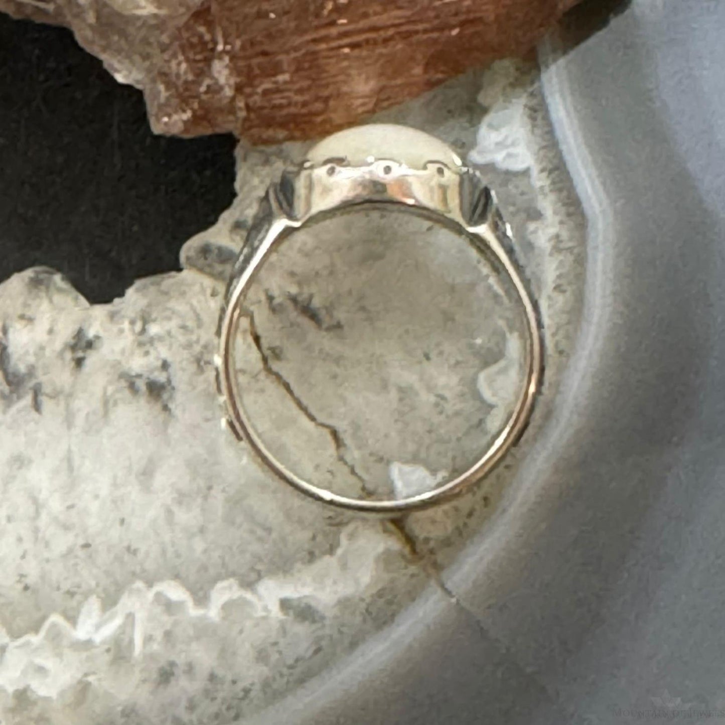 Carolyn Pollack Sterling Silver Oval Mother of Pearl Decorated Shield Ring For Women