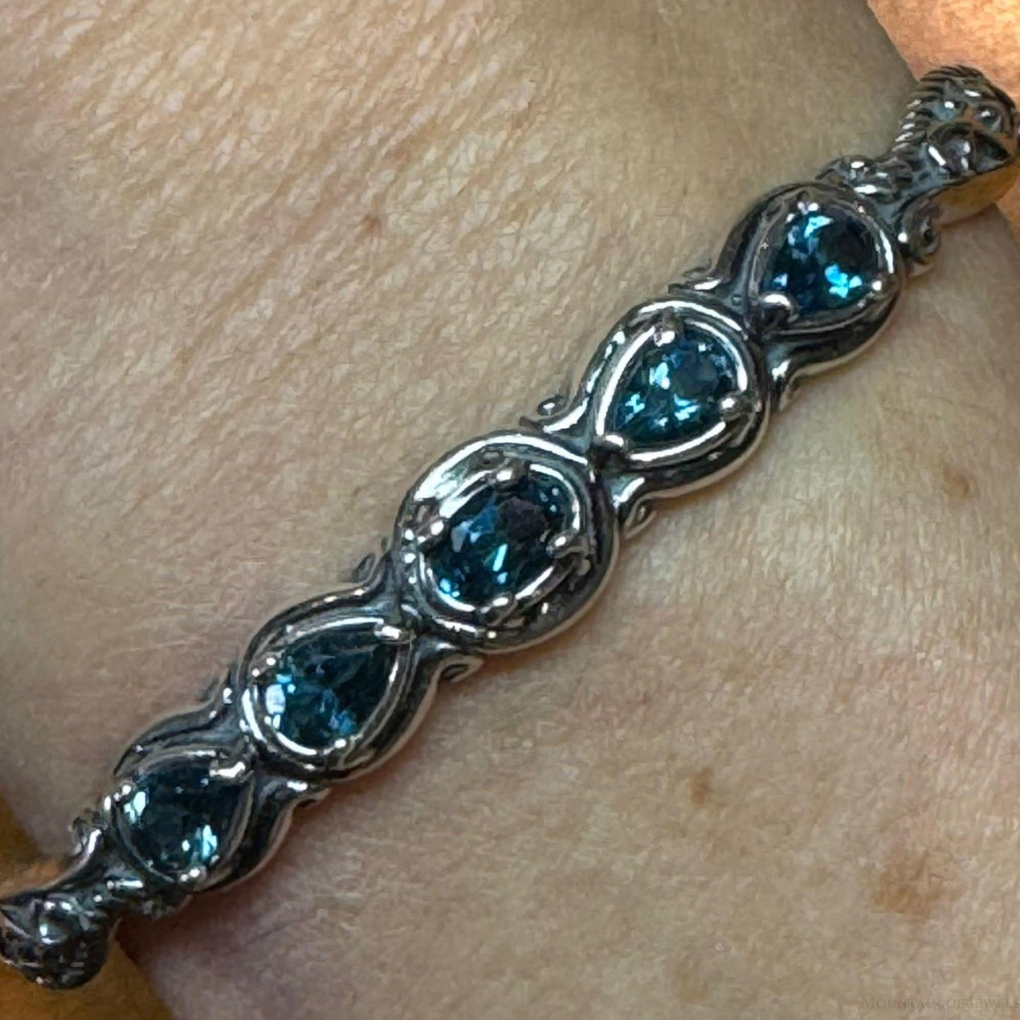 Carolyn Pollack Sterling Silver 5 Faceted London Blue Topaz Decorated Women