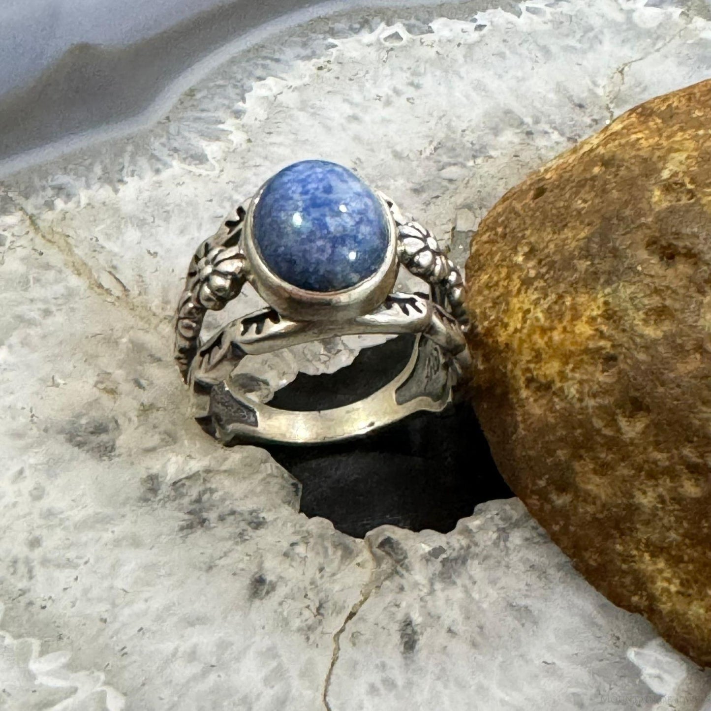 Carolyn Pollack Sterling Silver Oval Denim Lapis Decorated Ring For Women