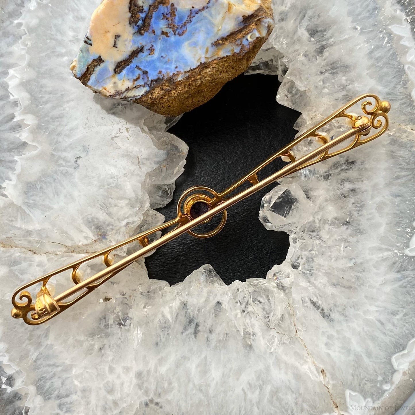 10K Yellow Gold Pearls and Amethyst Dainty Brooch For Women