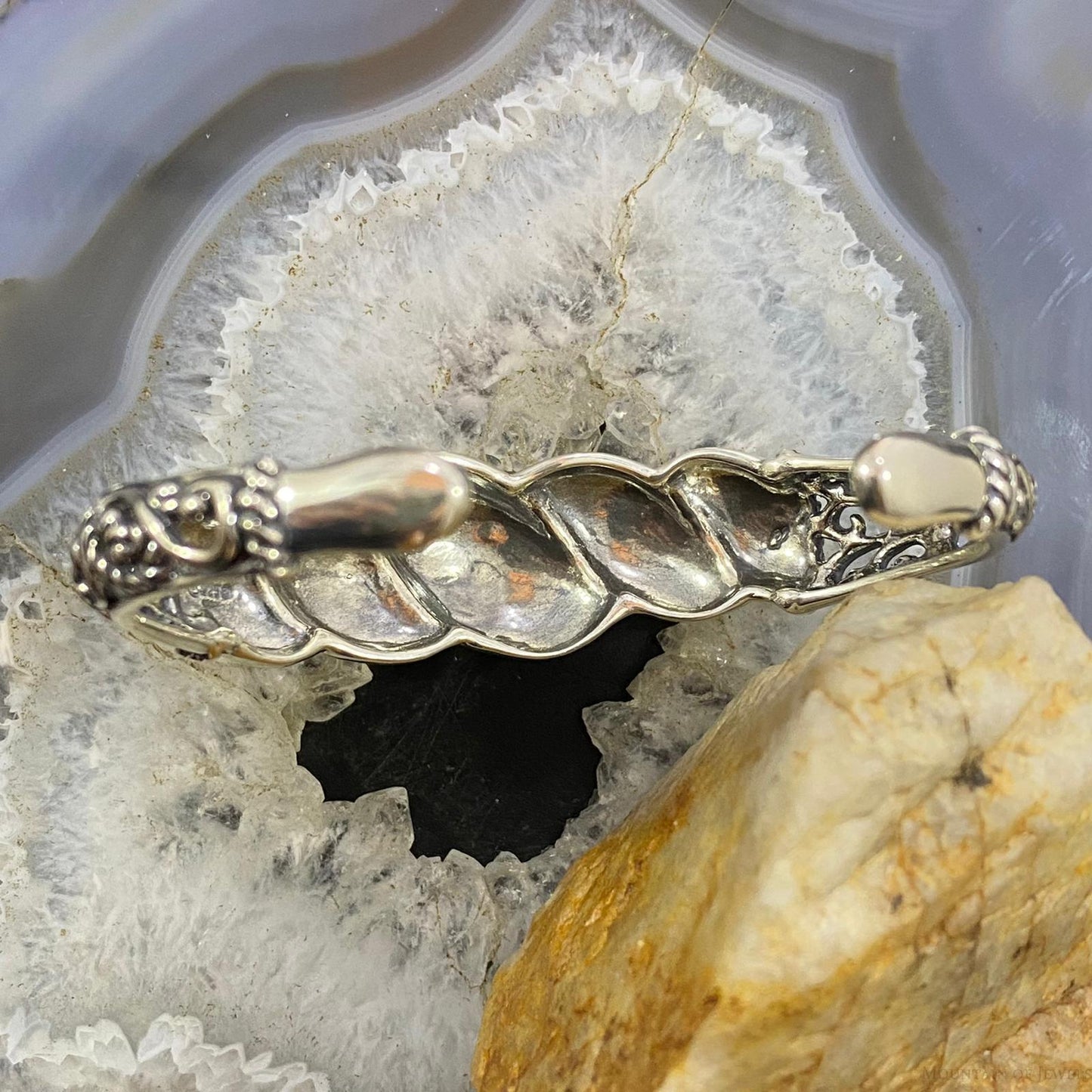 Carolyn Pollack Southwestern Style Sterling Silver Bold Swirl Design Bracelet For Women