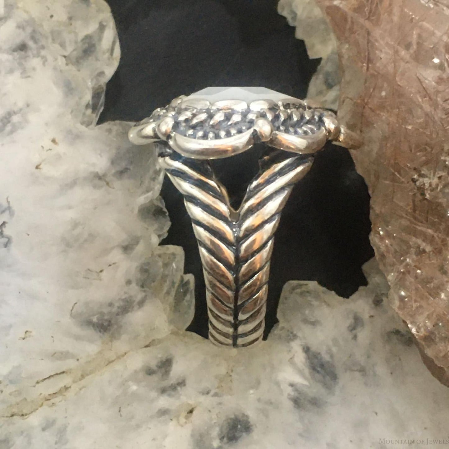 Carolyn Pollack Southwestern Style Sterling Silver Faceted Mother of Pearl Decorated Heart Ring Size 6.5