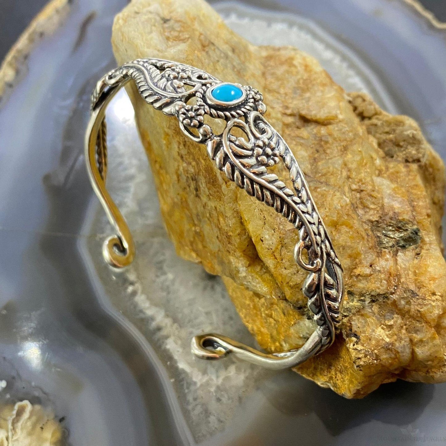 Carolyn Pollack Vintage Southwestern Style Sterling Silver Turquoise Decorated Bracelet For Women