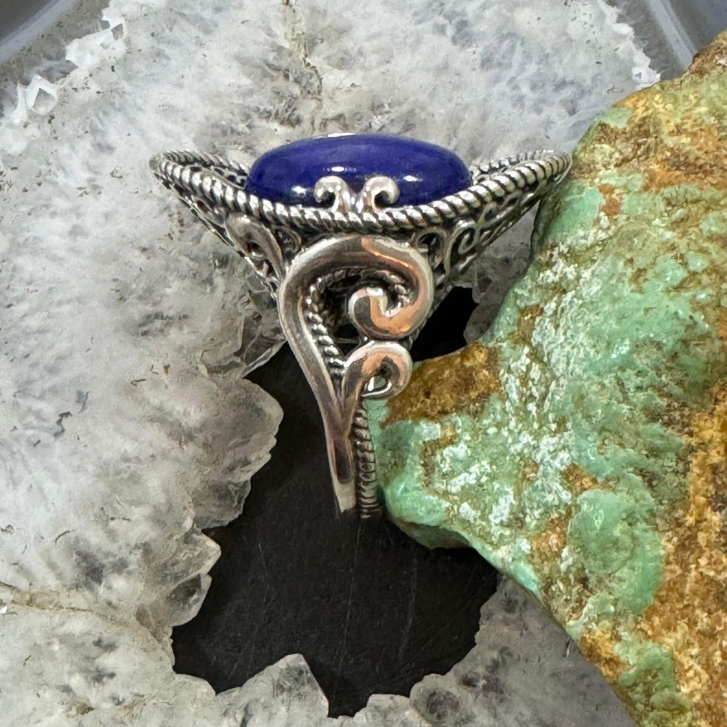 Carolyn Pollack Sterling Silver Oval Lapis Sombrero Style Decorated Size 8 Ring For Women