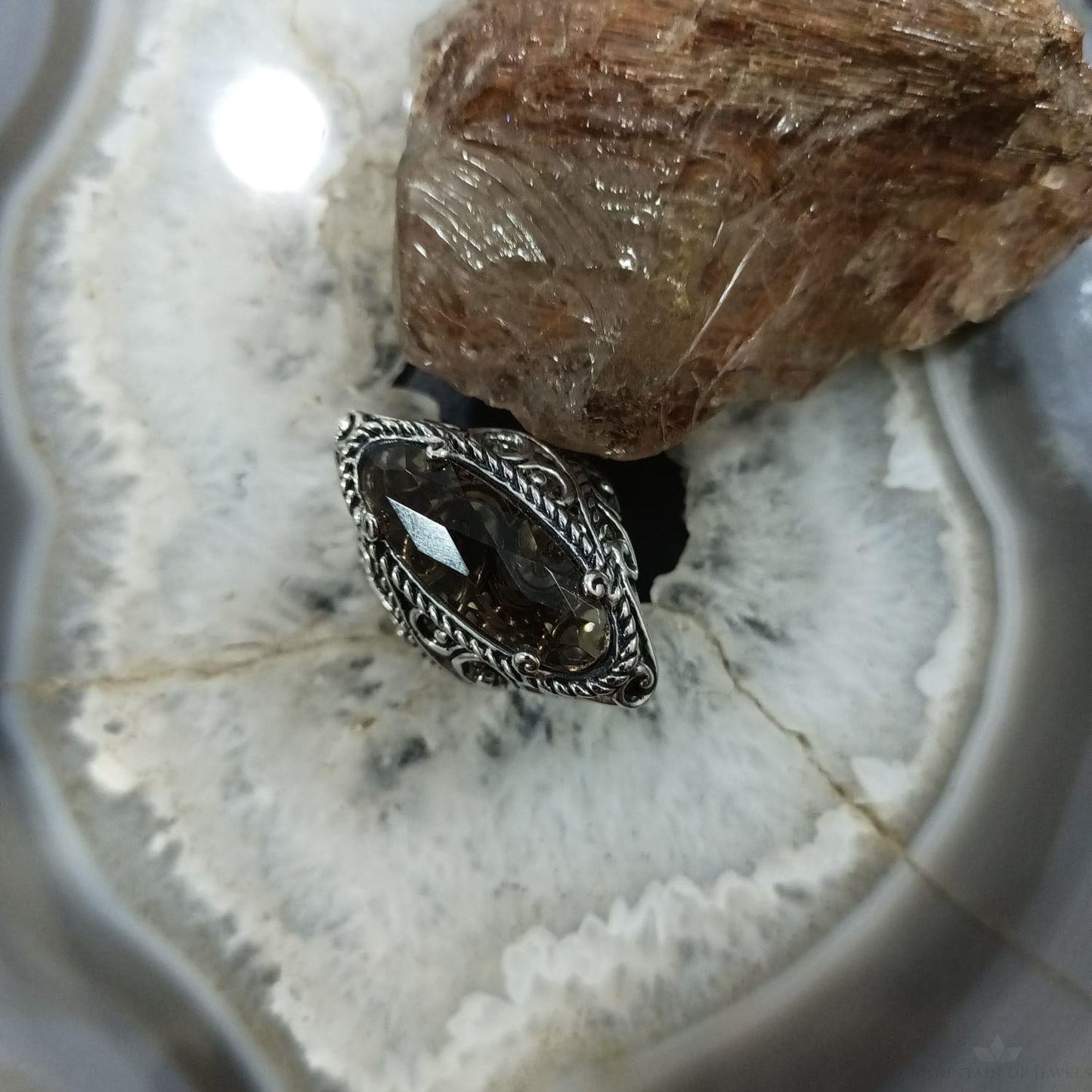 Carolyn Pollack Sterling Silver Elongated Oval Faceted Smoky Quartz Ring Size 5.25 For Women