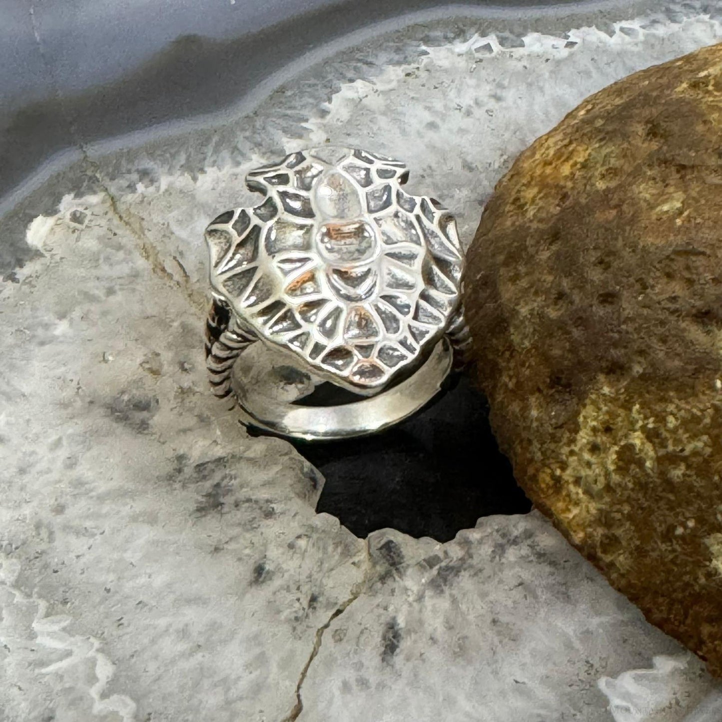 Carolyn Pollack Sterling Silver Hammered Arrowhead Split Shank Ring For Women
