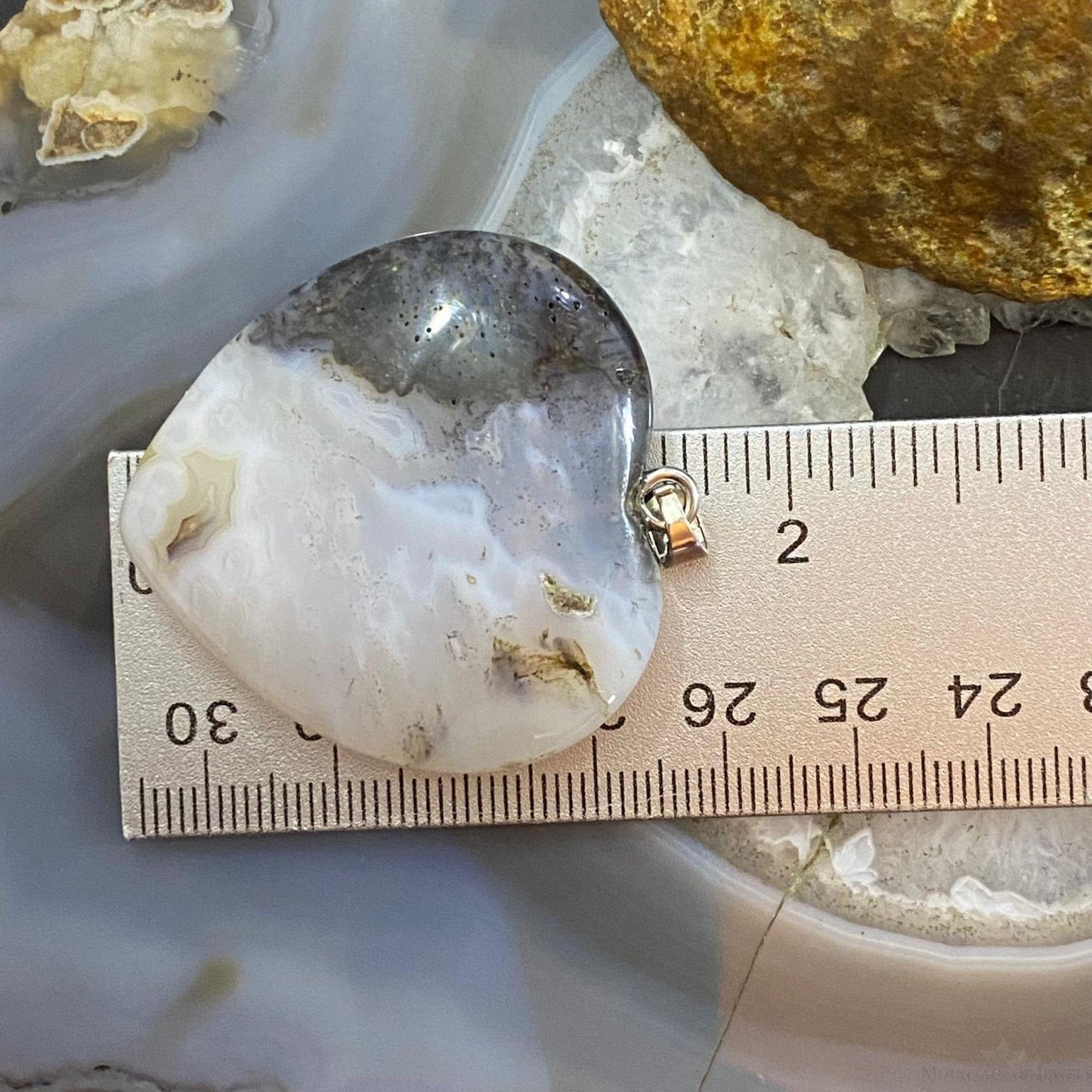 Heart Shape Slab Phantom Agate Fashion Pendant For Women