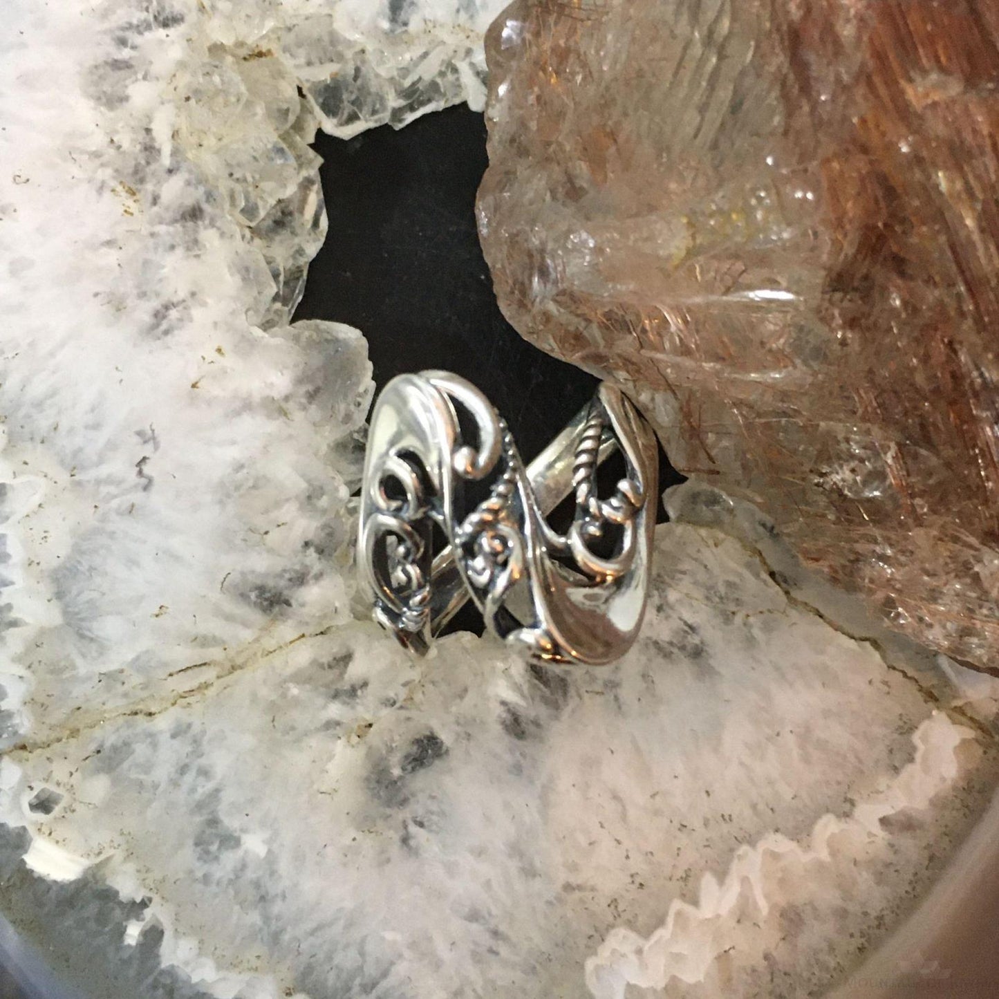 Carolyn Pollack Southwestern Style Sterling Silver Decorated Ring For Women Size 8.25