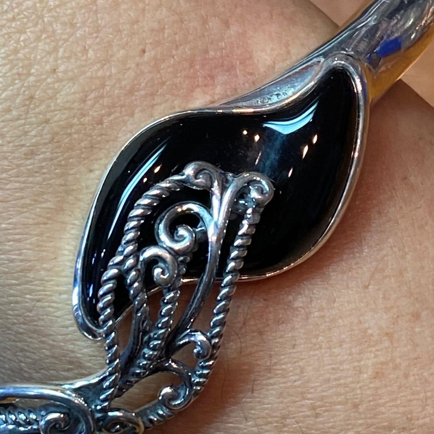 Carolyn Pollack Sterling Silver Black Onyx Decorated Hinged Bracelet For Women
