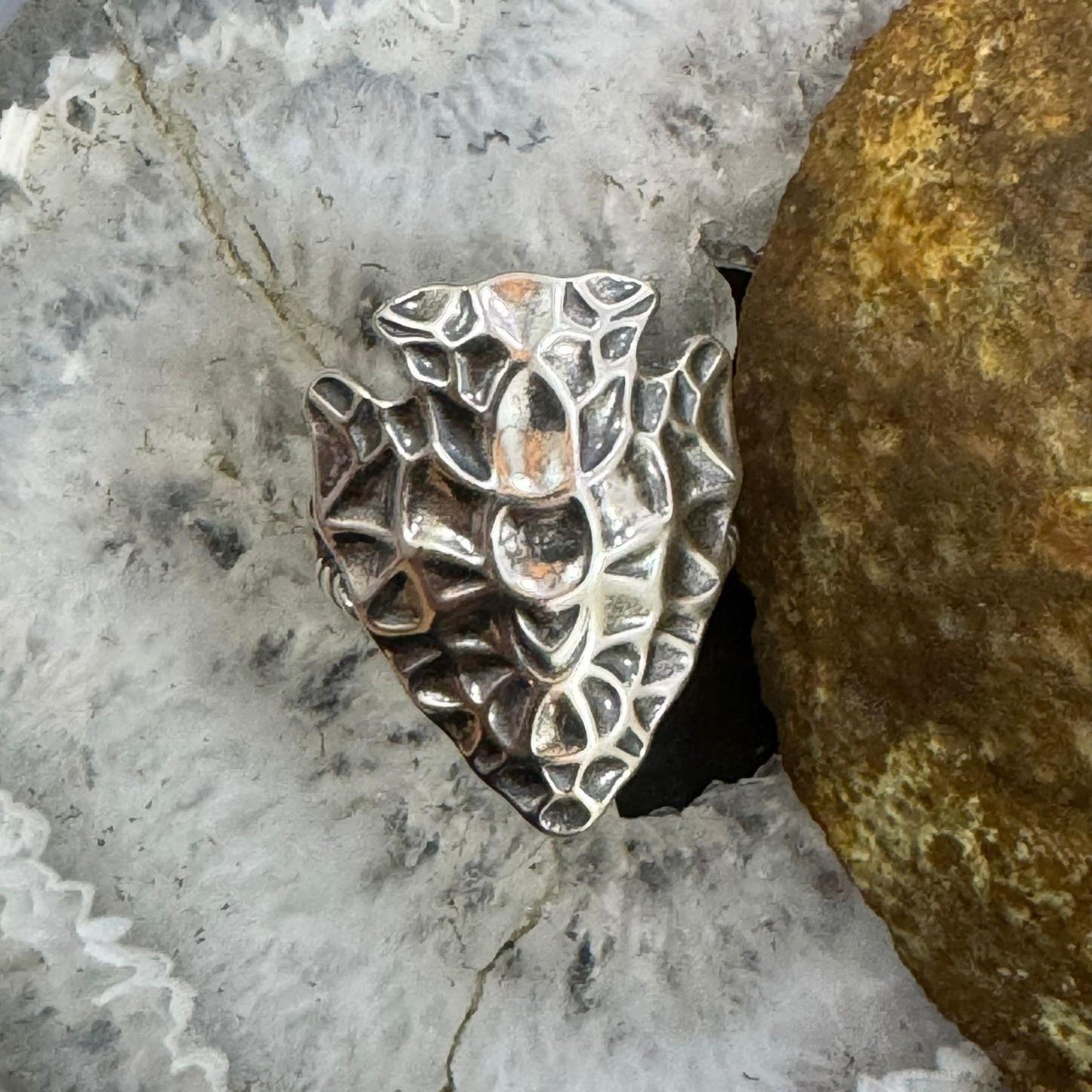 Carolyn Pollack Sterling Silver Hammered Arrowhead Split Shank Ring For Women