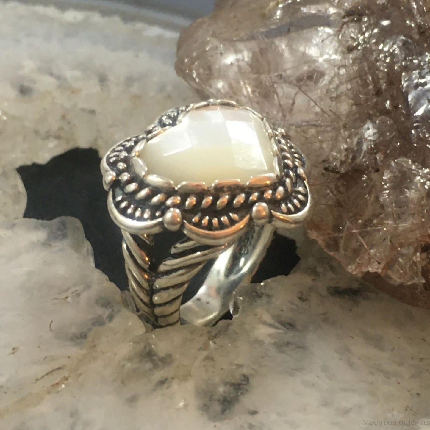 Carolyn Pollack Southwestern Style Sterling Silver Faceted Mother of Pearl Decorated Heart Ring Size 6.5