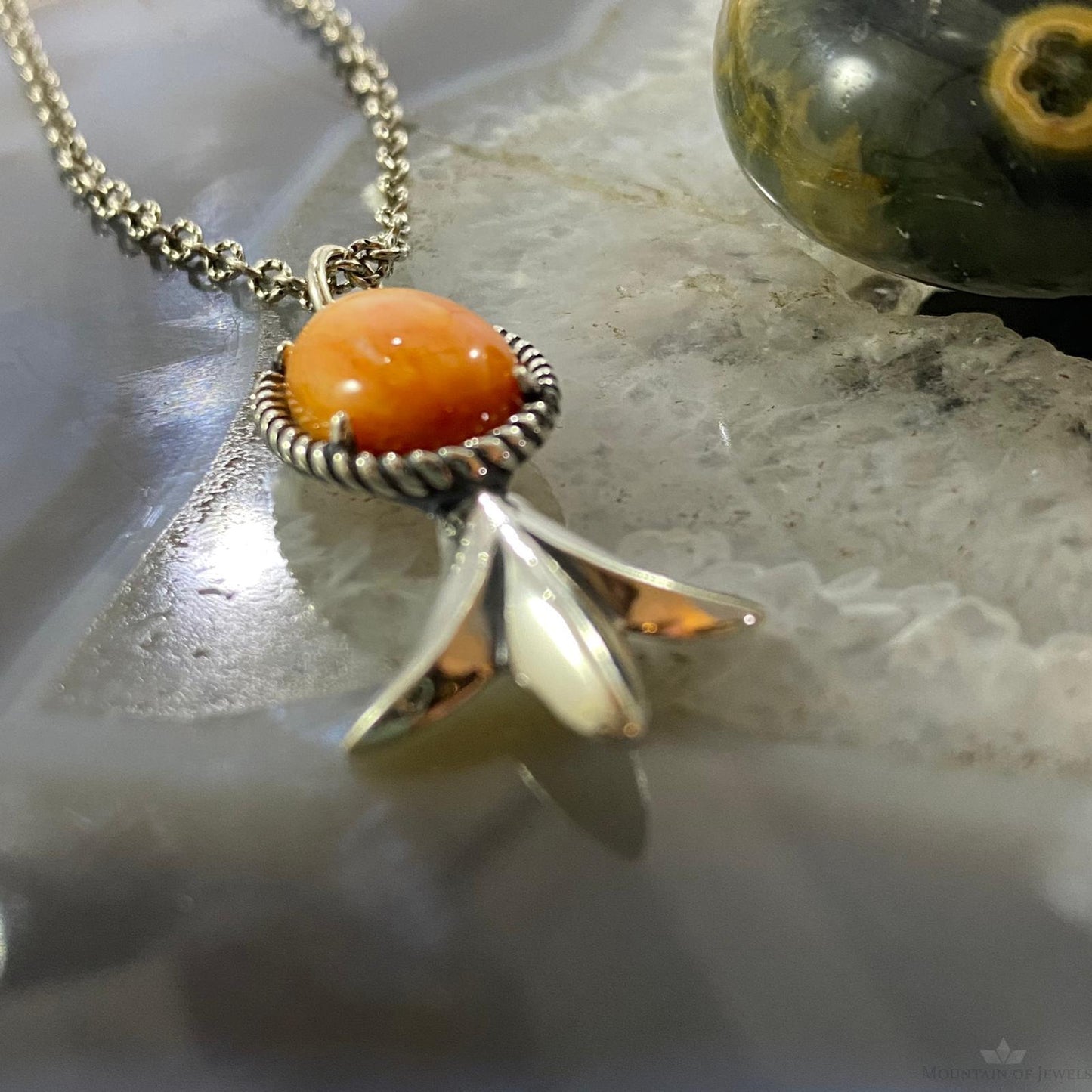 Carolyn Pollack Southwestern Style Sterling Silver Spiny Oyster Squash Pendant & Necklace For Women