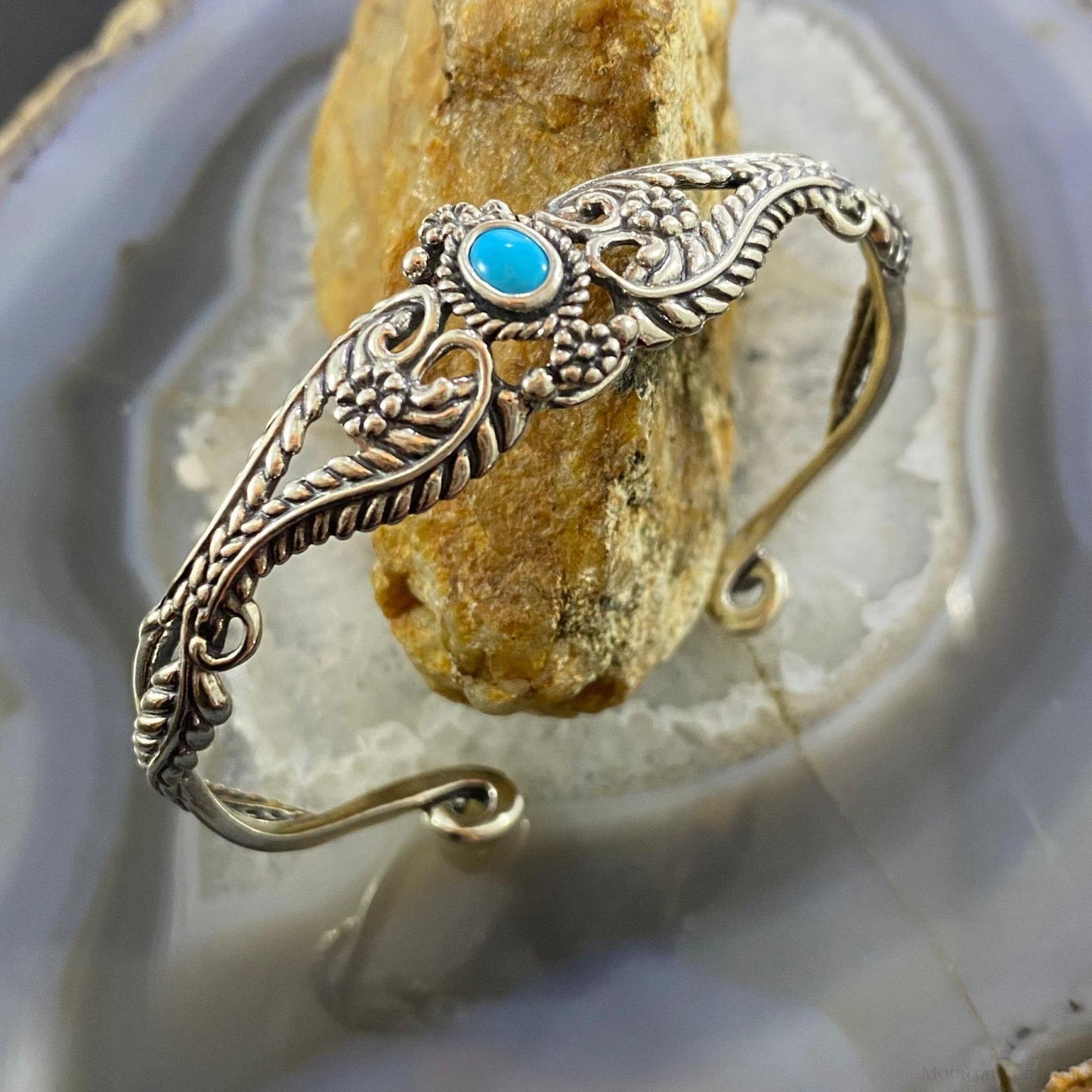 Carolyn Pollack Vintage Southwestern Style Sterling Silver Turquoise Decorated Bracelet For Women