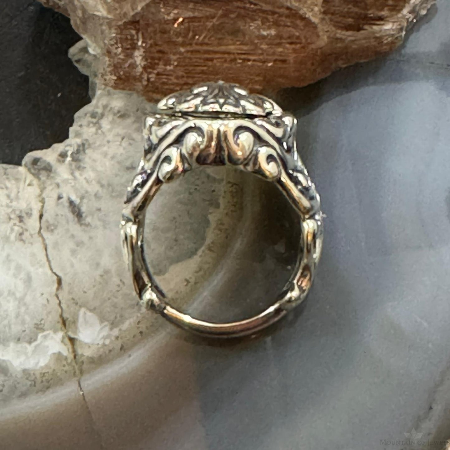 Carolyn Pollack Sterling Silver Oval With Scroll Work Ring Size 8.5 For Women