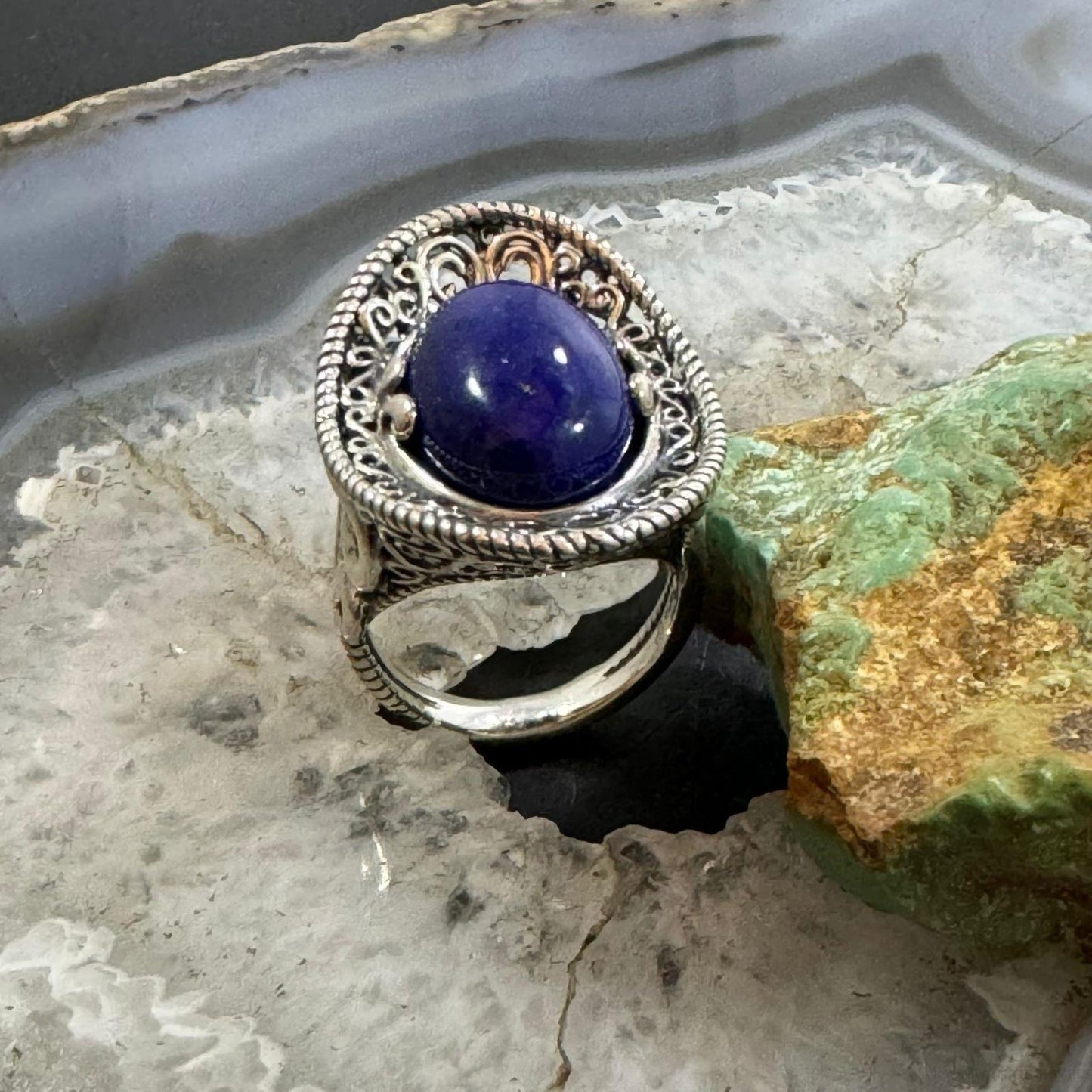 Carolyn Pollack Sterling Silver Oval Lapis Sombrero Style Decorated Size 8 Ring For Women