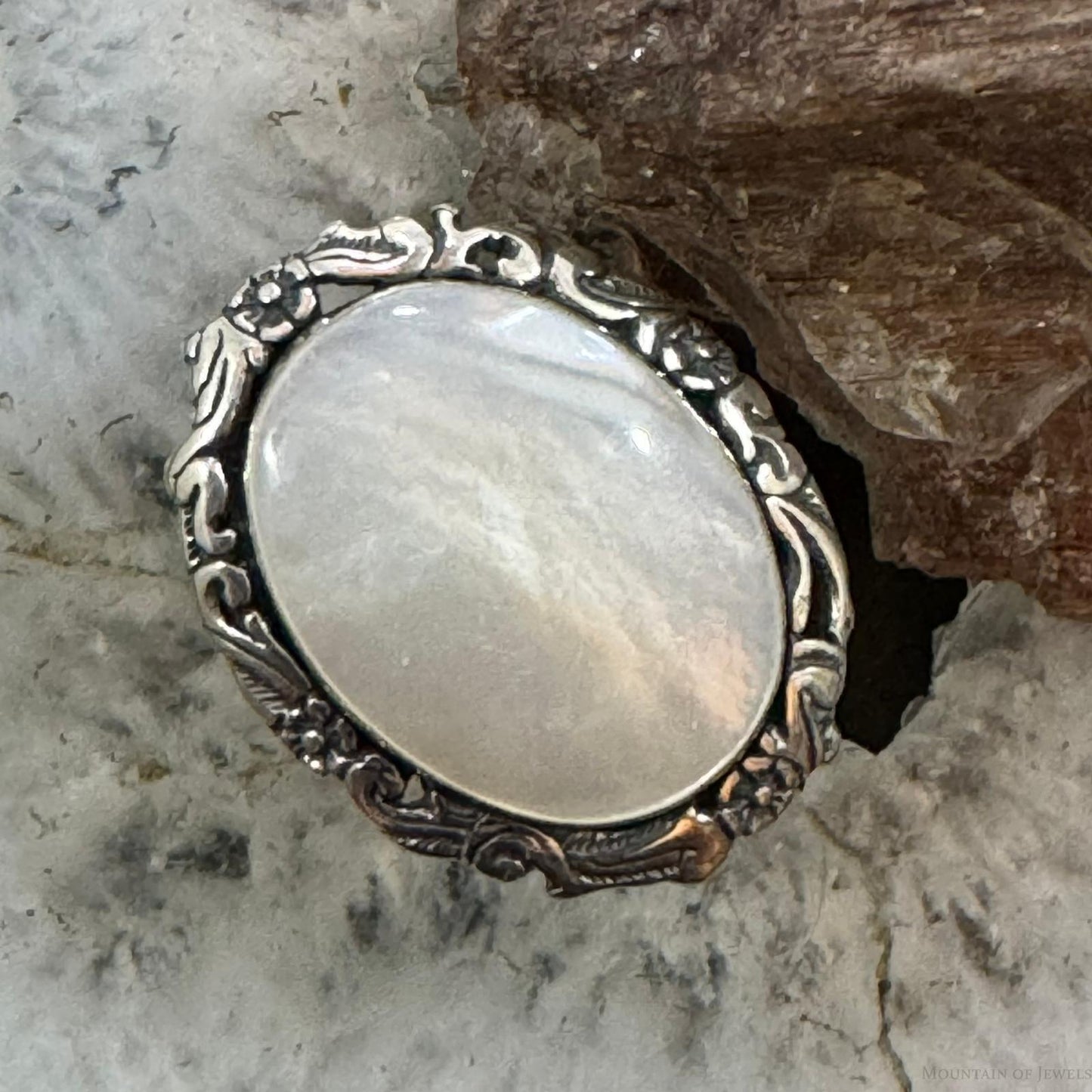 Carolyn Pollack Sterling Silver Large Oval Mother of Pearl Ring For Women