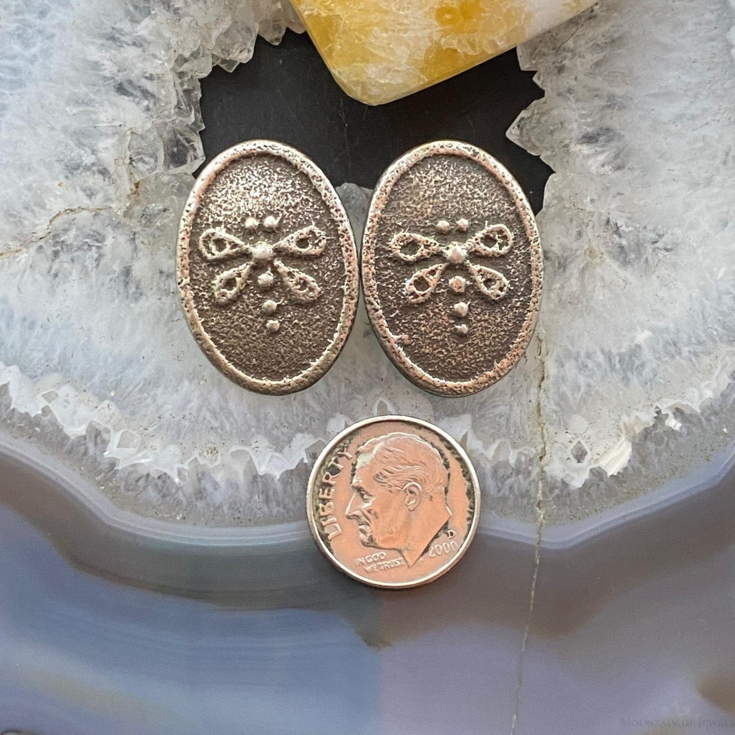 Joel Pajarito Santo Domingo Sterling Silver Dragonfly Tufa Cast Stud Earrings - Mountain Of Jewels