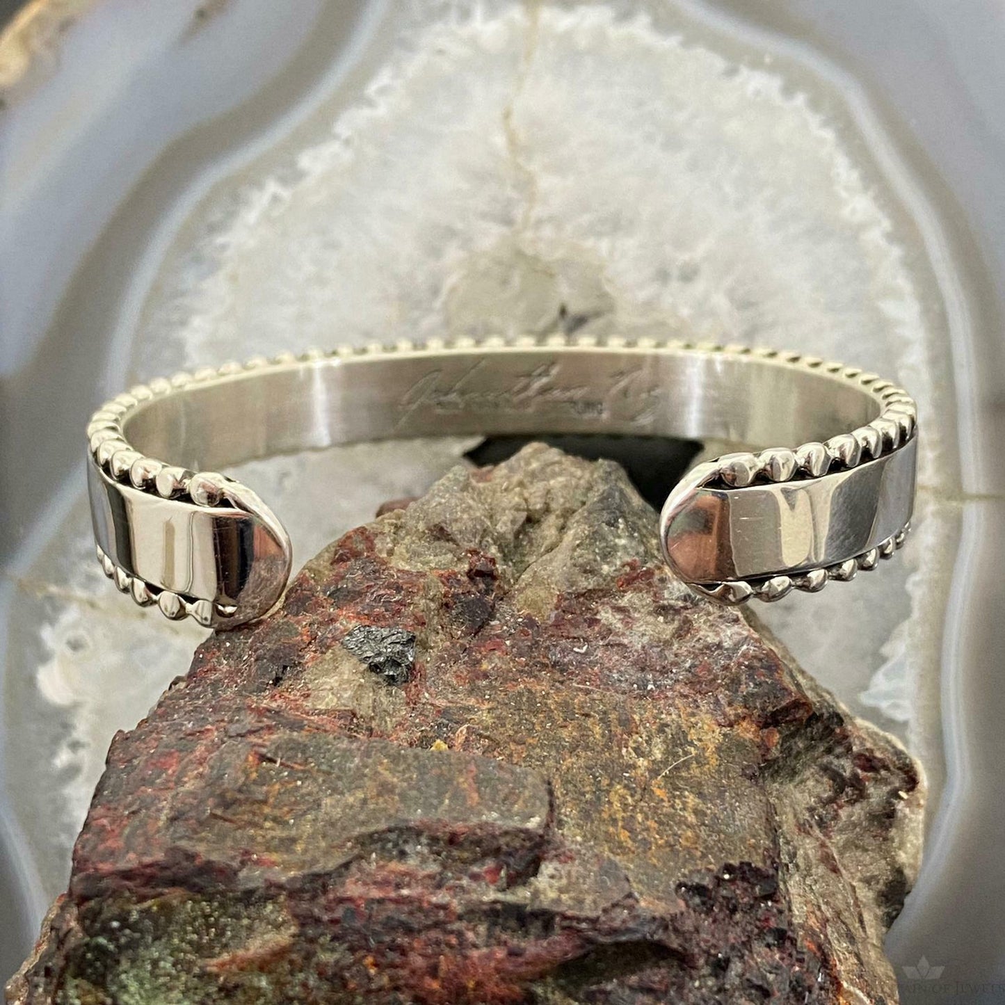 Johnathan Nez Sterling Silver Shiny Overlay Stripes Bracelet Cuff For Women - Mountain Of Jewels