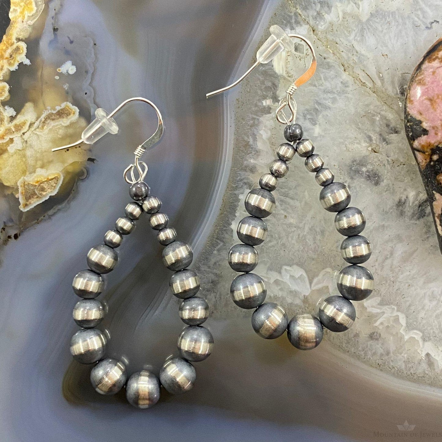 Navajo Pearl Beads Graduated 3-6mm Sterling Silver Hoop Dangle Earrings - Mountain of Jewels