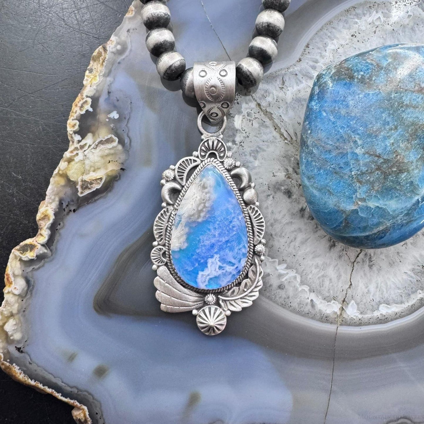 Sterling Silver Southwestern Style Teardrop Plume Doublet Agate Decorated Pendant For Women