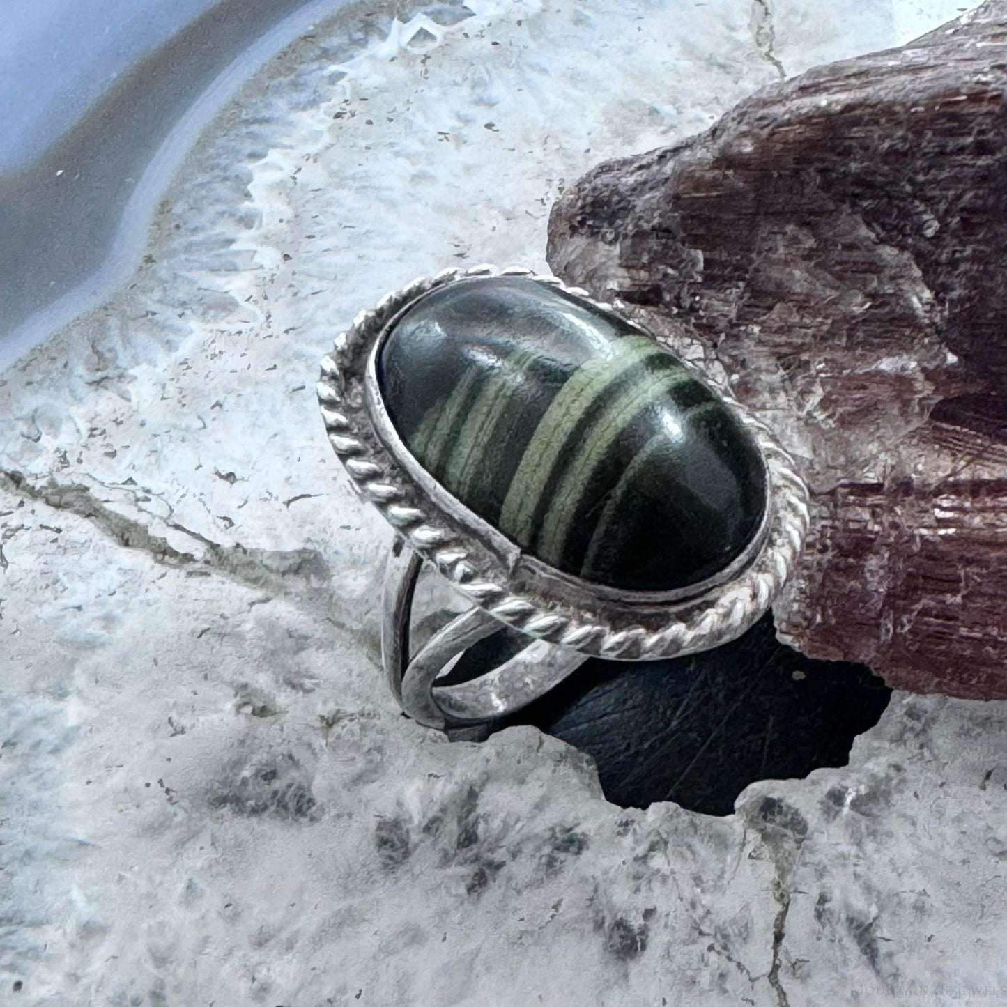 Vintage Native American Silver Oval Blackjack Decorated Ring Size 7 For Women