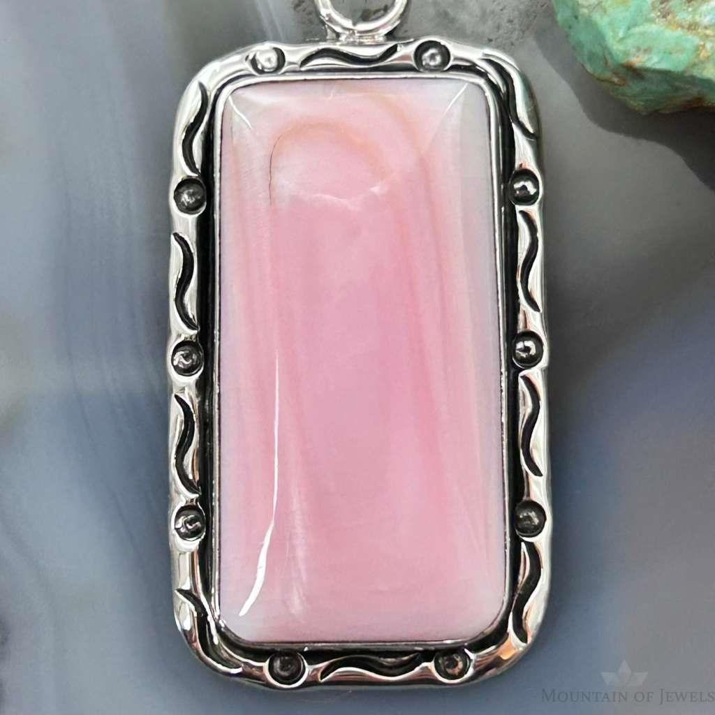 Native American Sterling Silver Rectangle Pink Conch Decorated Pendant For Women