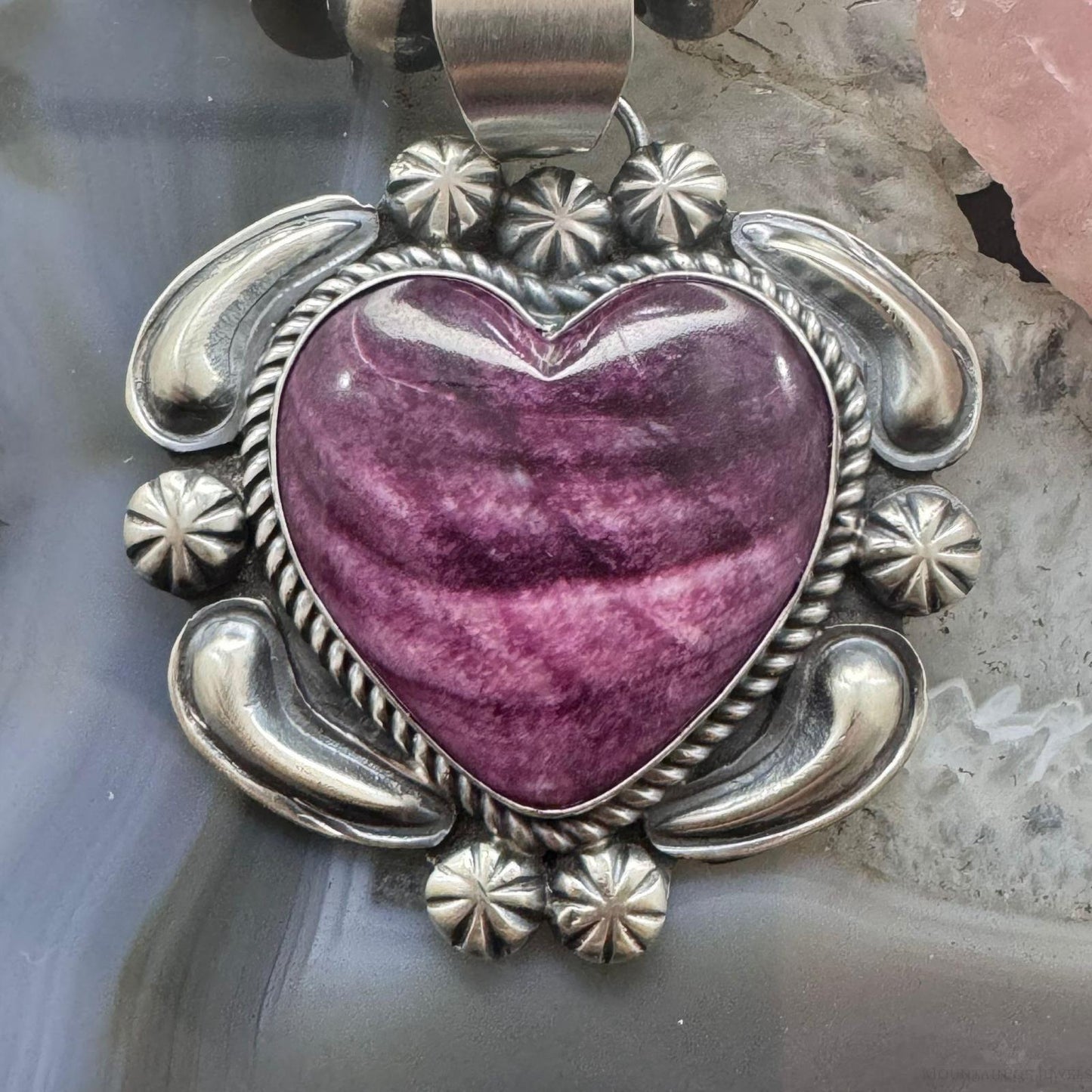 Jeff James Sterling Silver Purple Spiny Oyster Decorated Heart Pendant For Women