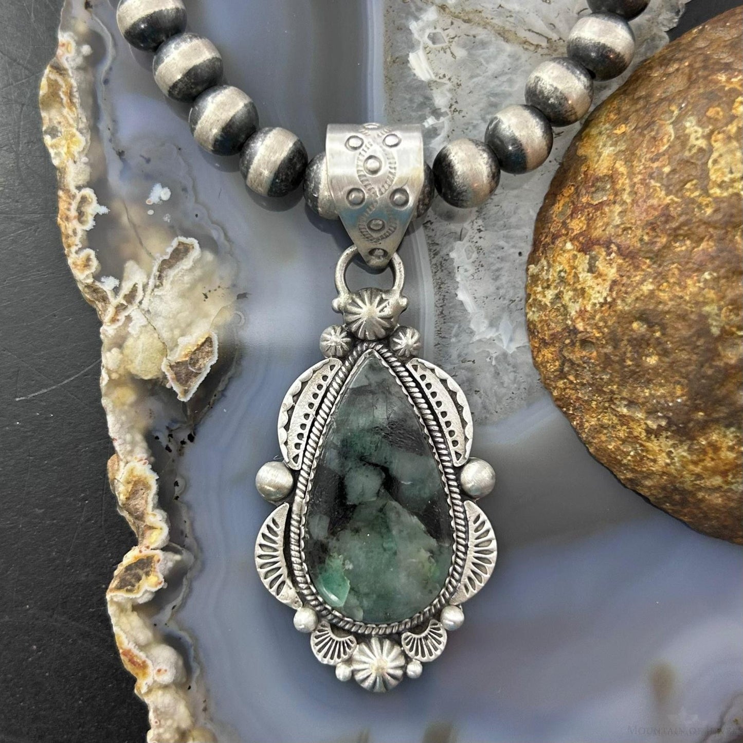 Sterling Silver Southwestern Style Teardrop Emerald Decorated Pendant For Women