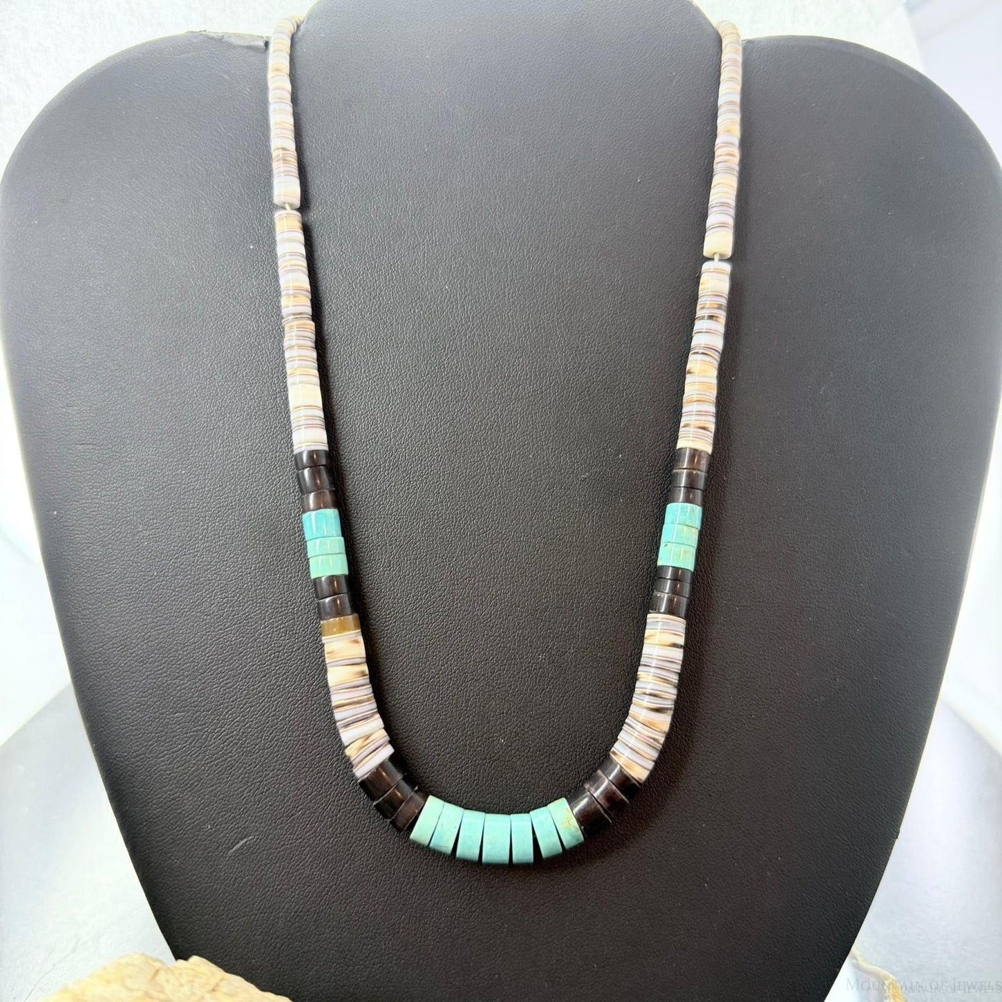Vintage Native American Heishi and Turquoise & Onyx Beads 16" Necklace For Women