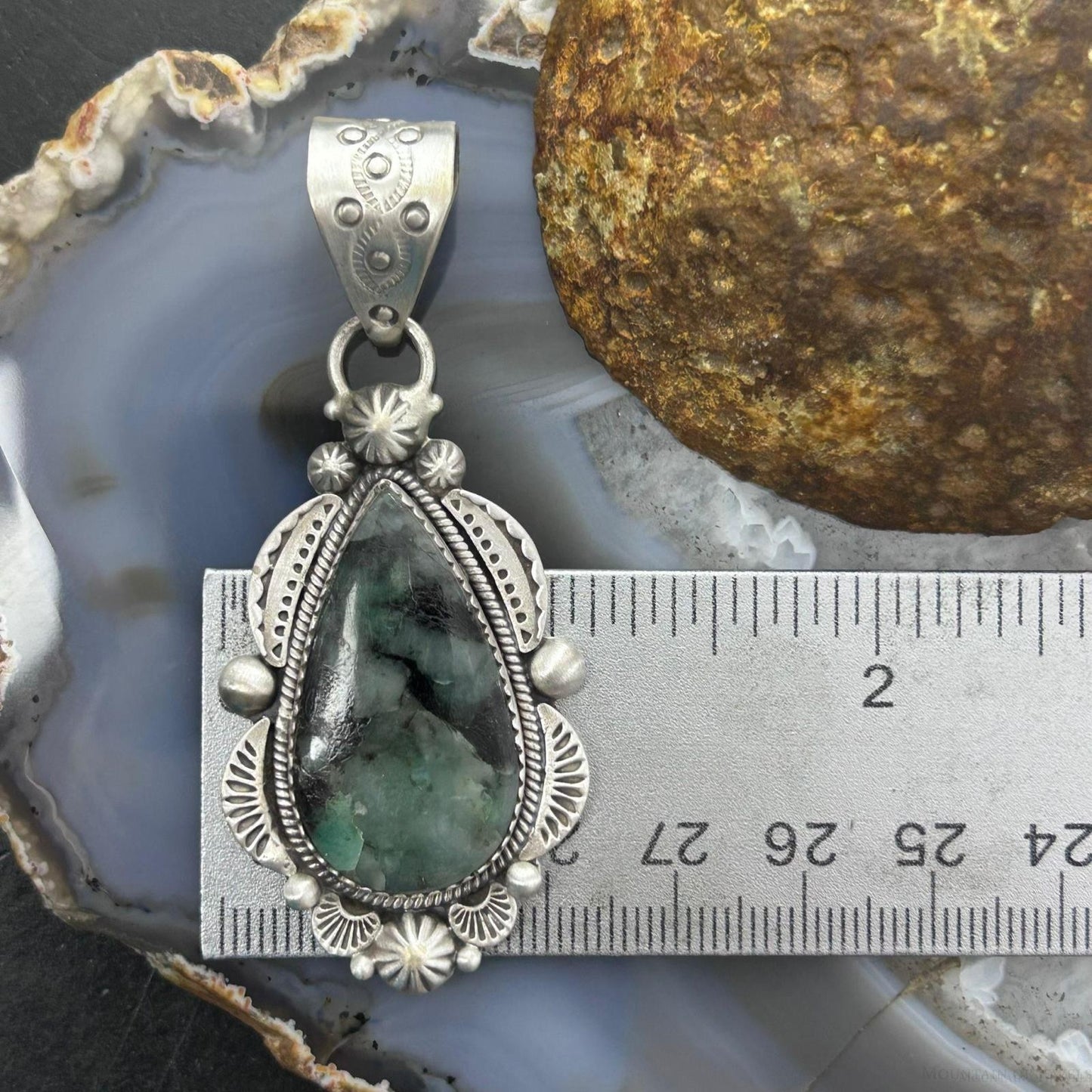 Sterling Silver Southwestern Style Teardrop Emerald Decorated Pendant For Women