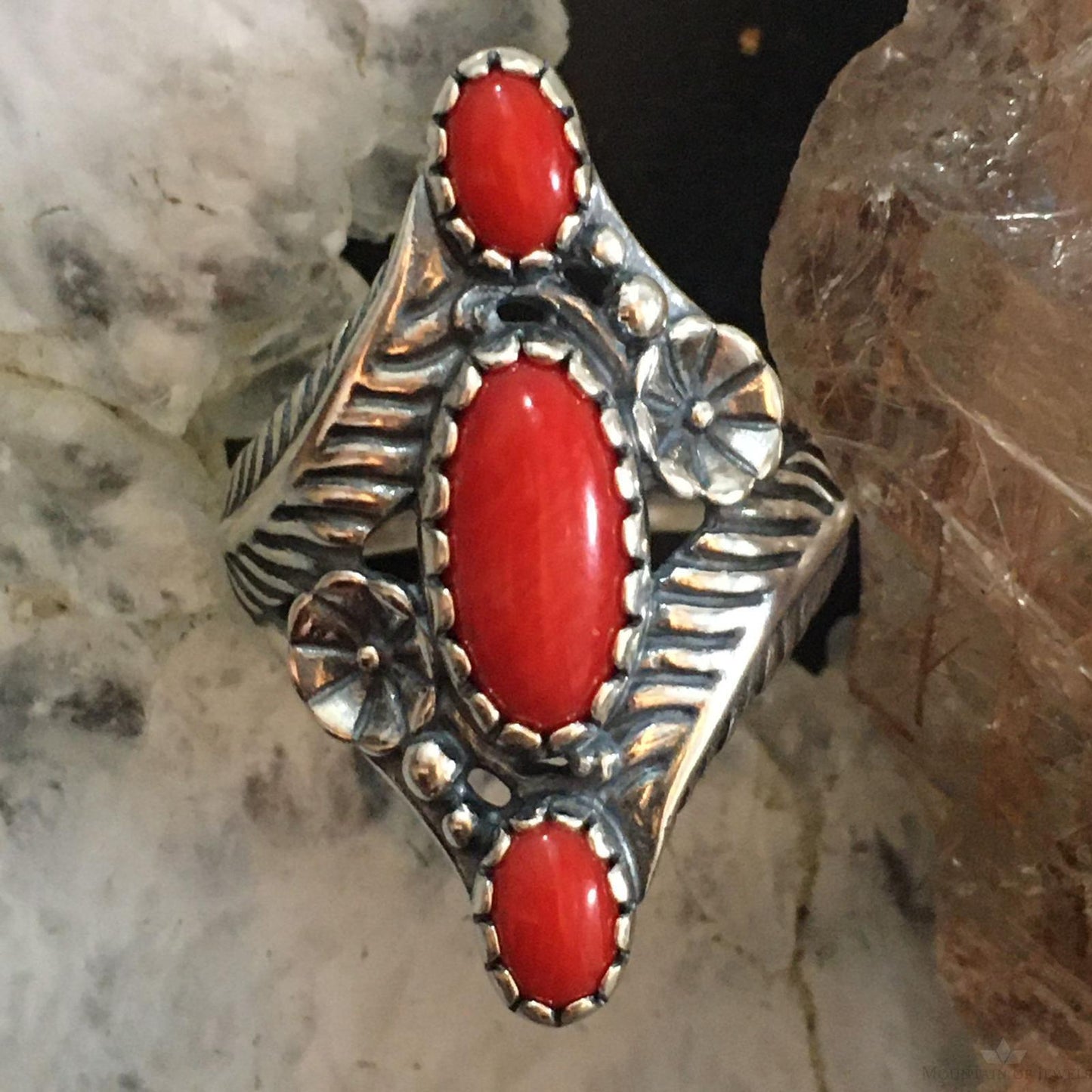 Carolyn Pollack Southwestern Style Sterling Silver 3 Red Jasper Elongated Ring