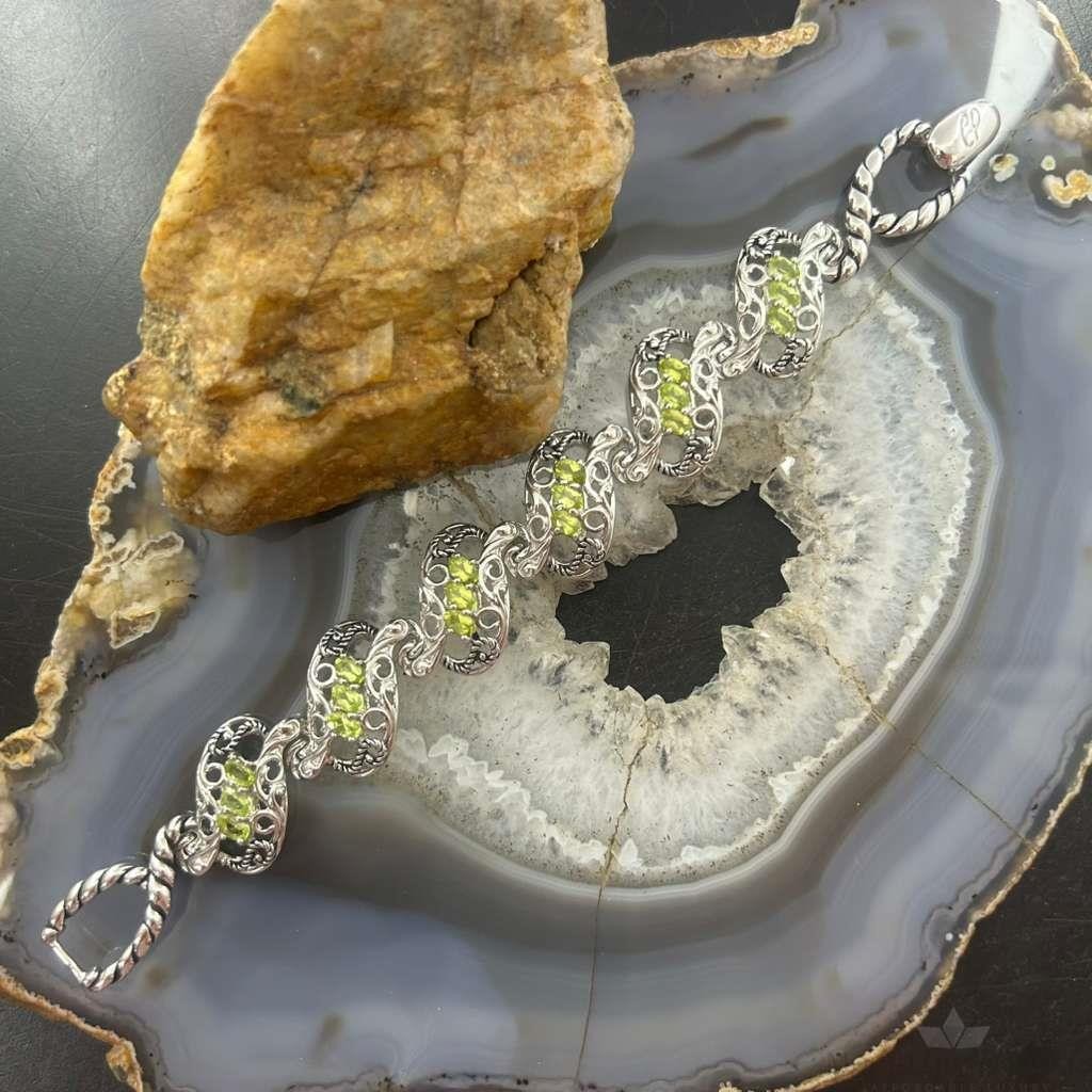 Carolyn Pollack Sterling Silver 18 Faceted Peridot Foldover Link Bracelet For Women