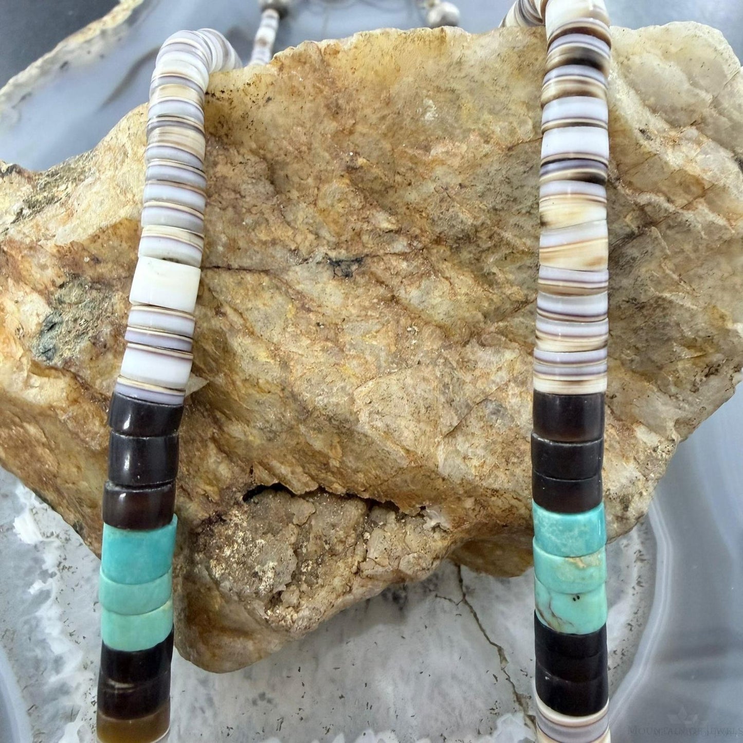 Vintage Native American Heishi and Turquoise & Onyx Beads 16" Necklace For Women