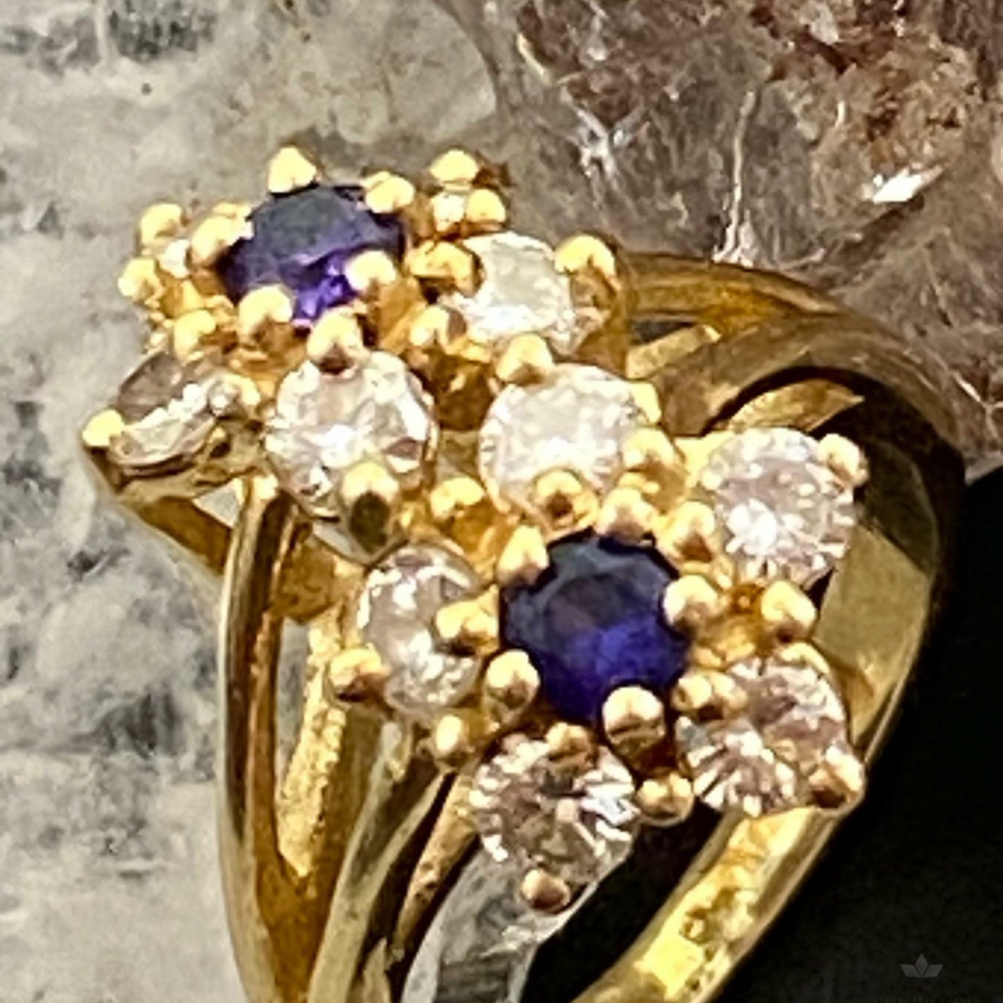 Vintage 14K Yellow Gold Diamonds & Sapphire Floral Lady's Ring Sz 4.5 For Women