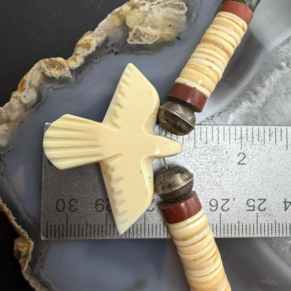 Vintage Native American Shell Beads & Jasper w/ Bird Pendant Necklace For Women
