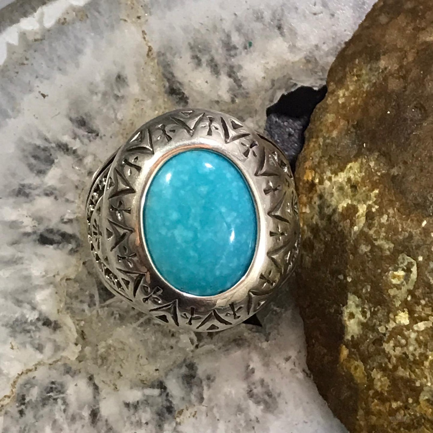 Carolyn Pollack Sterling  Silver Oval Turquoise Decorated Shield Ring Size 9.5 For Women